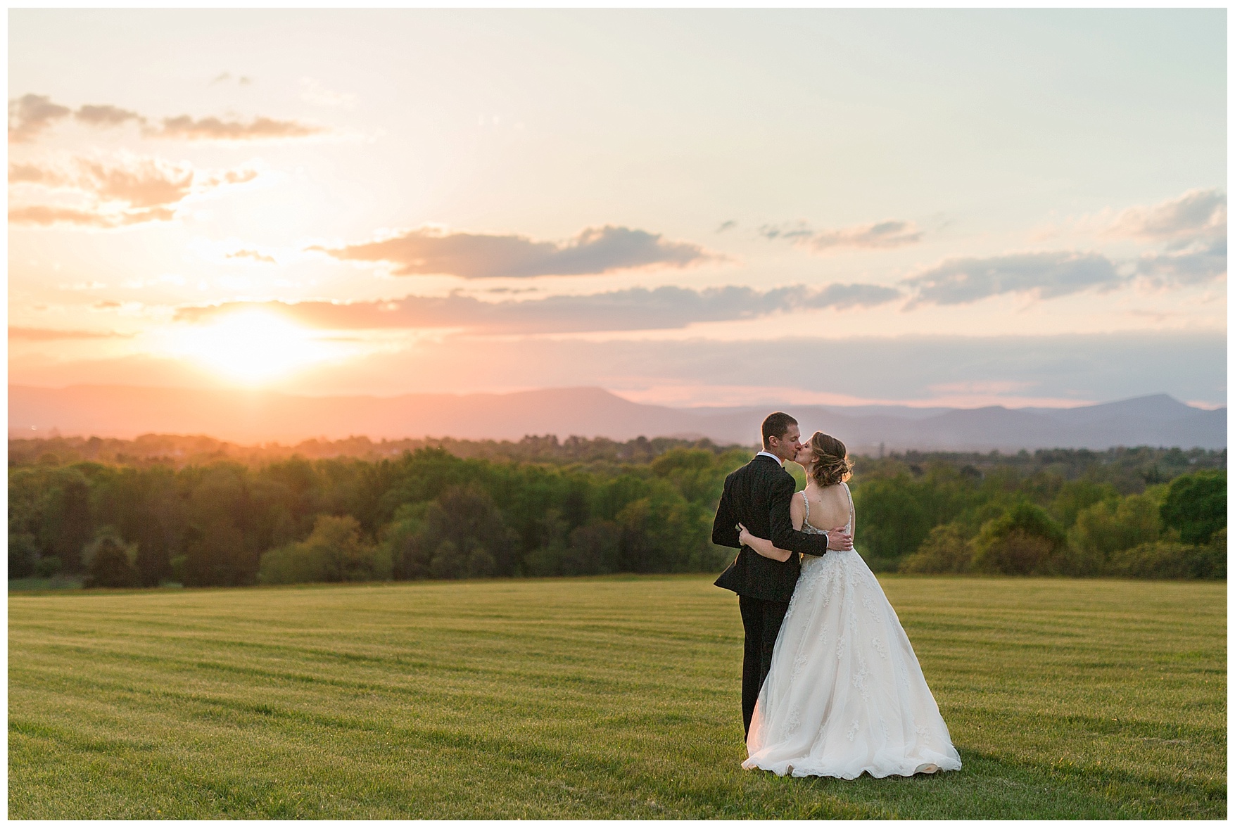 Roanoke, Virginia church wedding || Christ Lutheran Church in Roanoke || Wedding at The Braeloch on Glenburn Farms