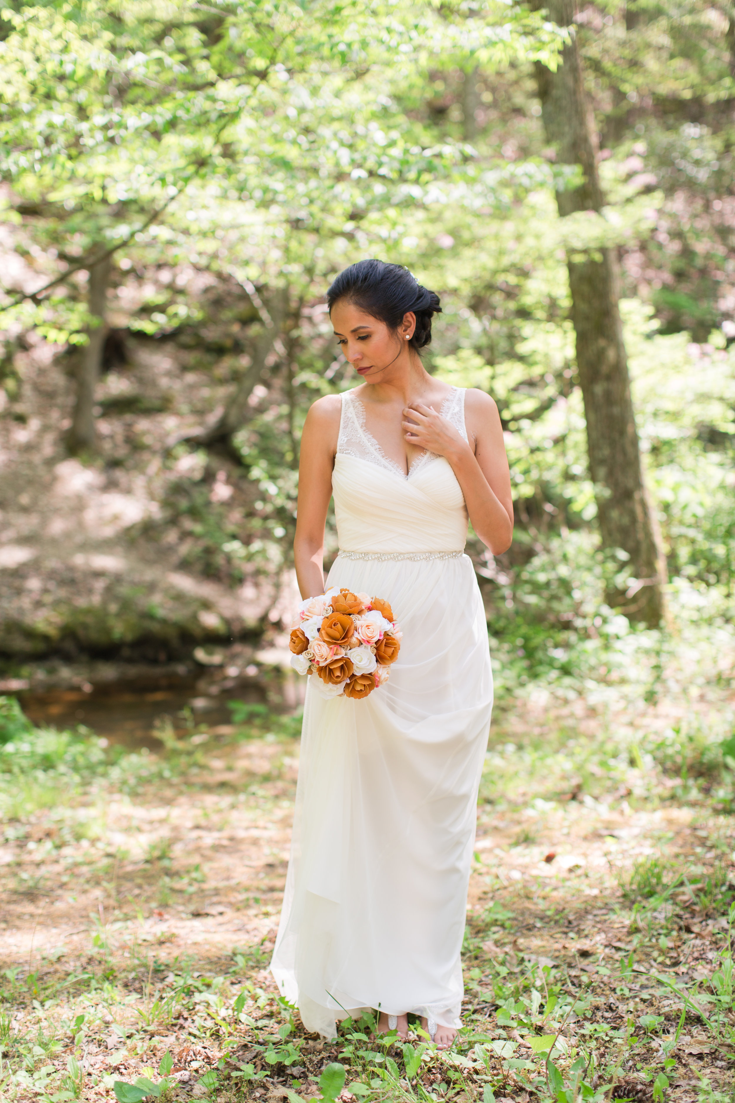 Sherando Lake Wedding || Intimate elopement style wedding in Central Virginia || Lynchburg, Virginia Wedding Photographer || www.ashleyeiban.com