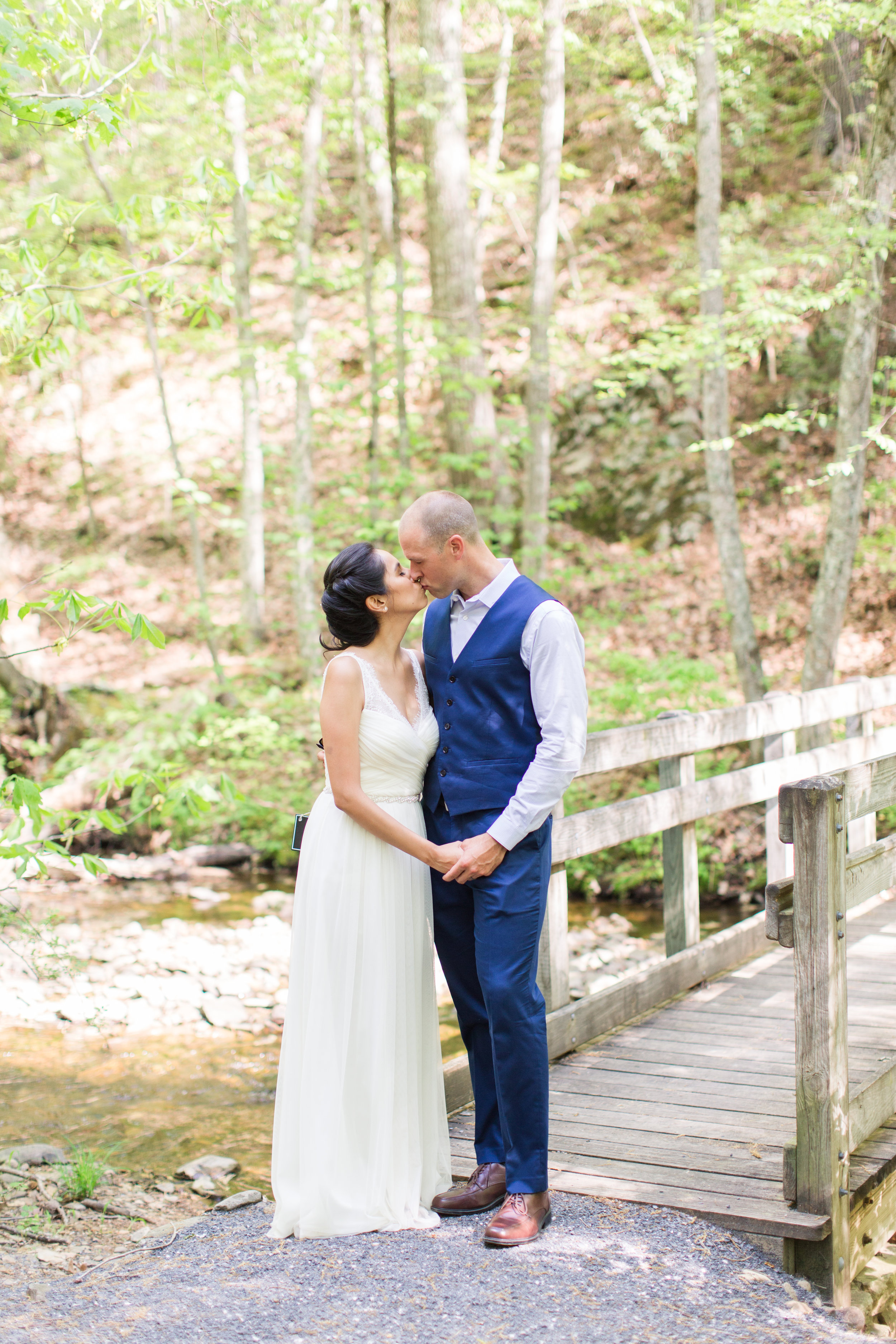 Sherando Lake Wedding || Intimate elopement style wedding in Central Virginia || Lynchburg, Virginia Wedding Photographer || www.ashleyeiban.com