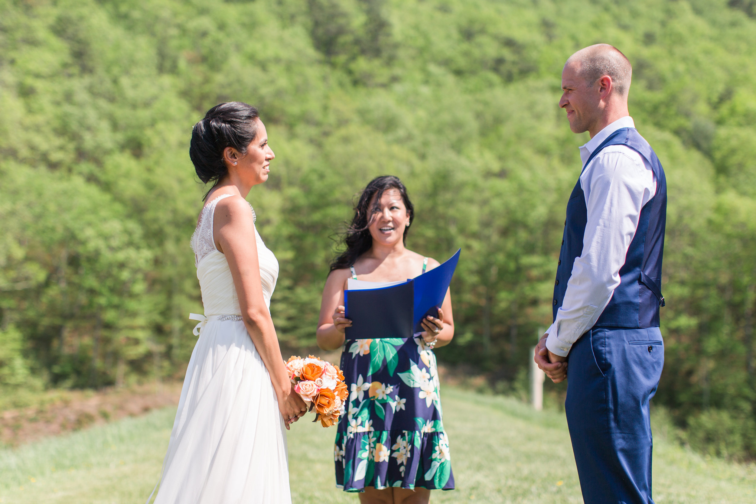 Sherando Lake Wedding || Intimate elopement style wedding in Central Virginia || Lynchburg, Virginia Wedding Photographer || www.ashleyeiban.com