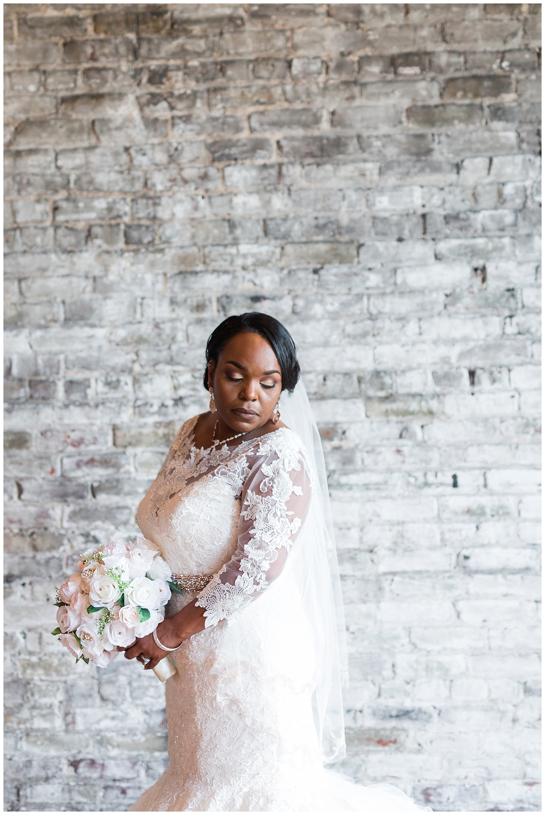 Tresca on 8th Wedding in Lynchburg, Virginia || Central VA Spring Wedding