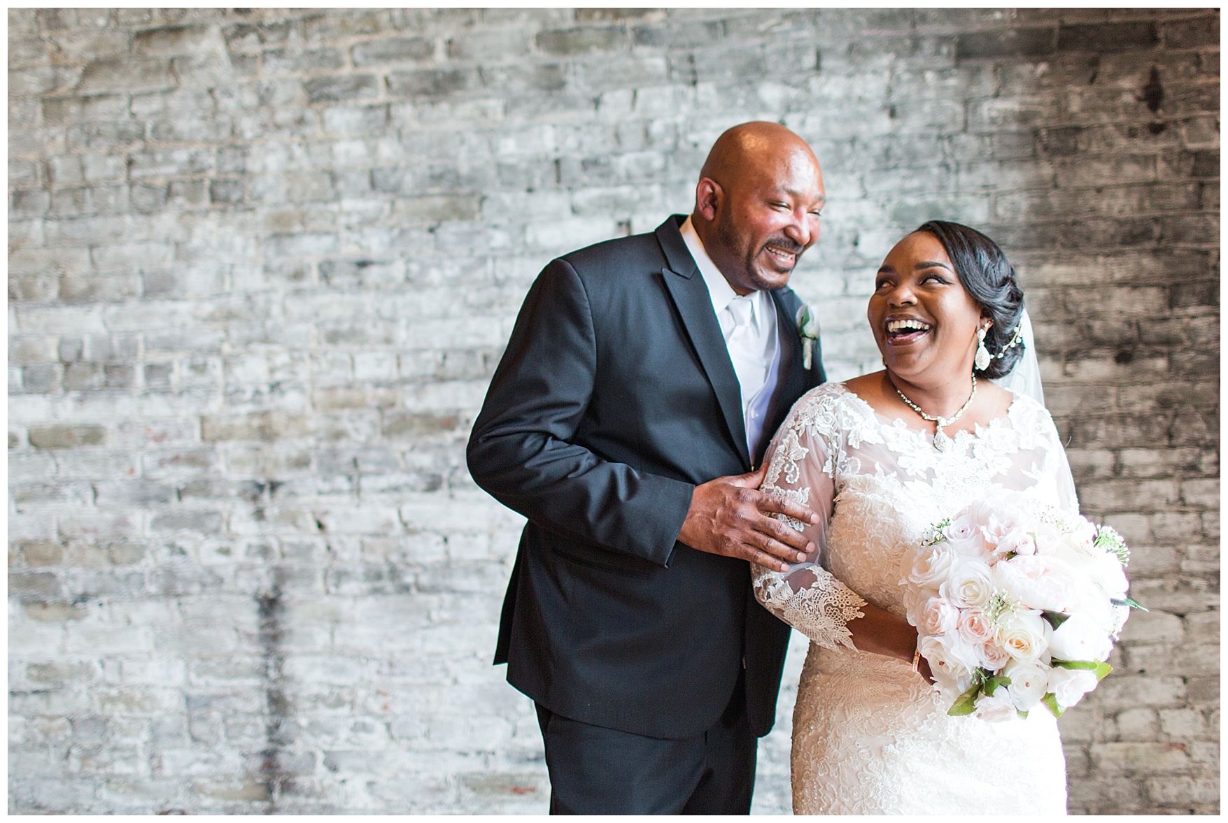 Tresca on 8th Wedding in Lynchburg, Virginia || Central VA Spring Wedding