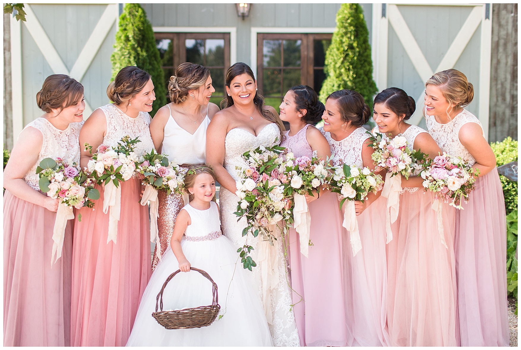 Pippin Hill Farm & Vineyard Wedding in Charlottesville, Virginia || Lynchburg and Charlottesville Wedding Photographer || Summer vineyard wedding in Central Virginia