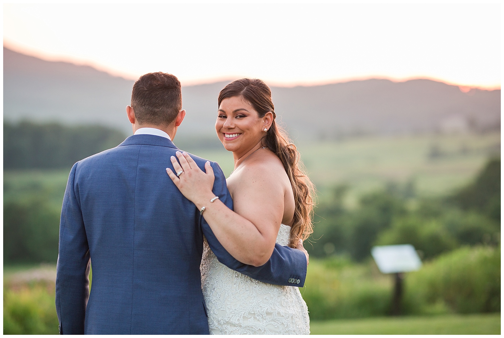 Pippin Hill Farm & Vineyard Wedding in Charlottesville, Virginia || Lynchburg and Charlottesville Wedding Photographer || Summer vineyard wedding in Central Virginia