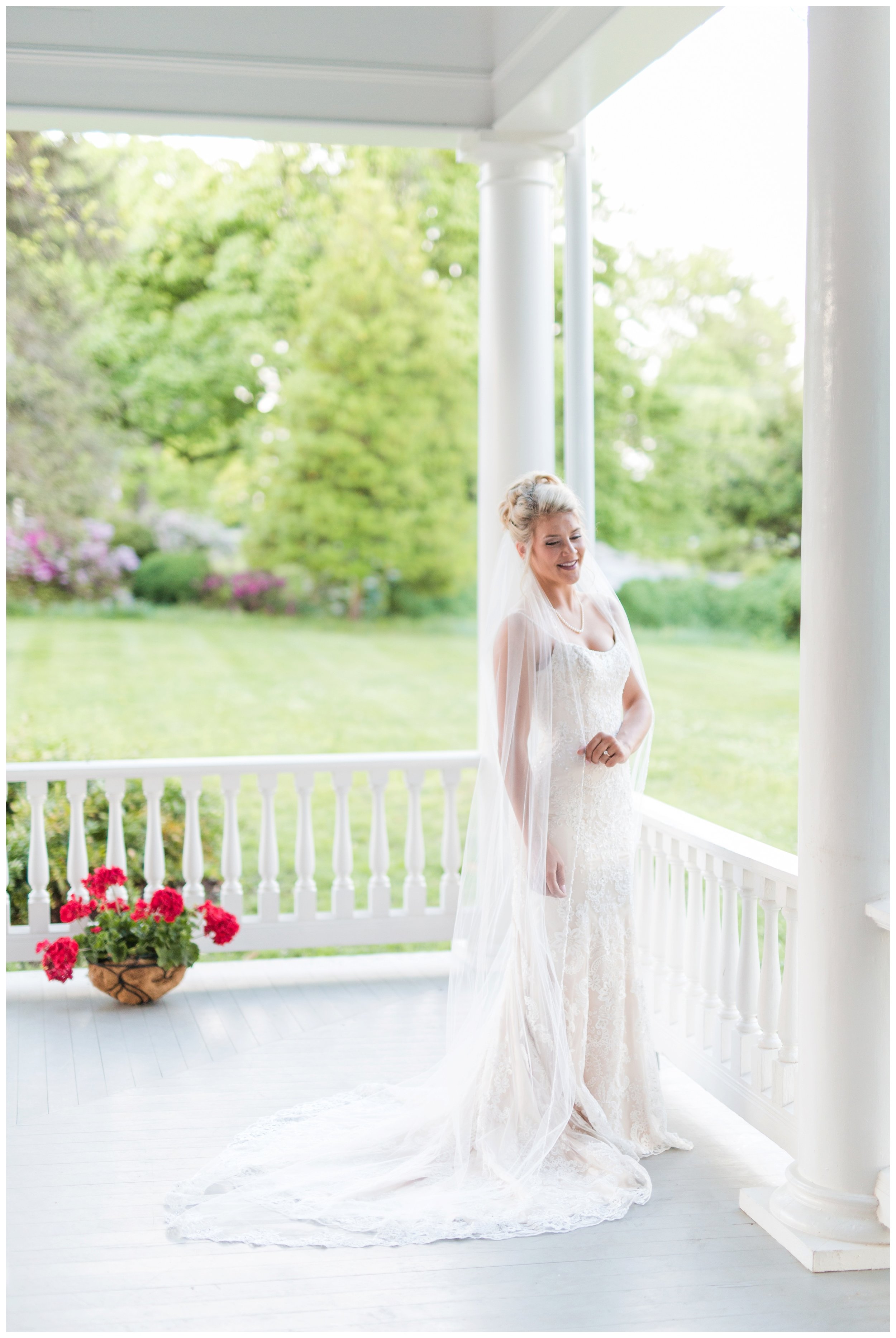 Bridal Portraits at the Historic Avenel in Bedford, Virginia || Lynchburg Wedding Photographer