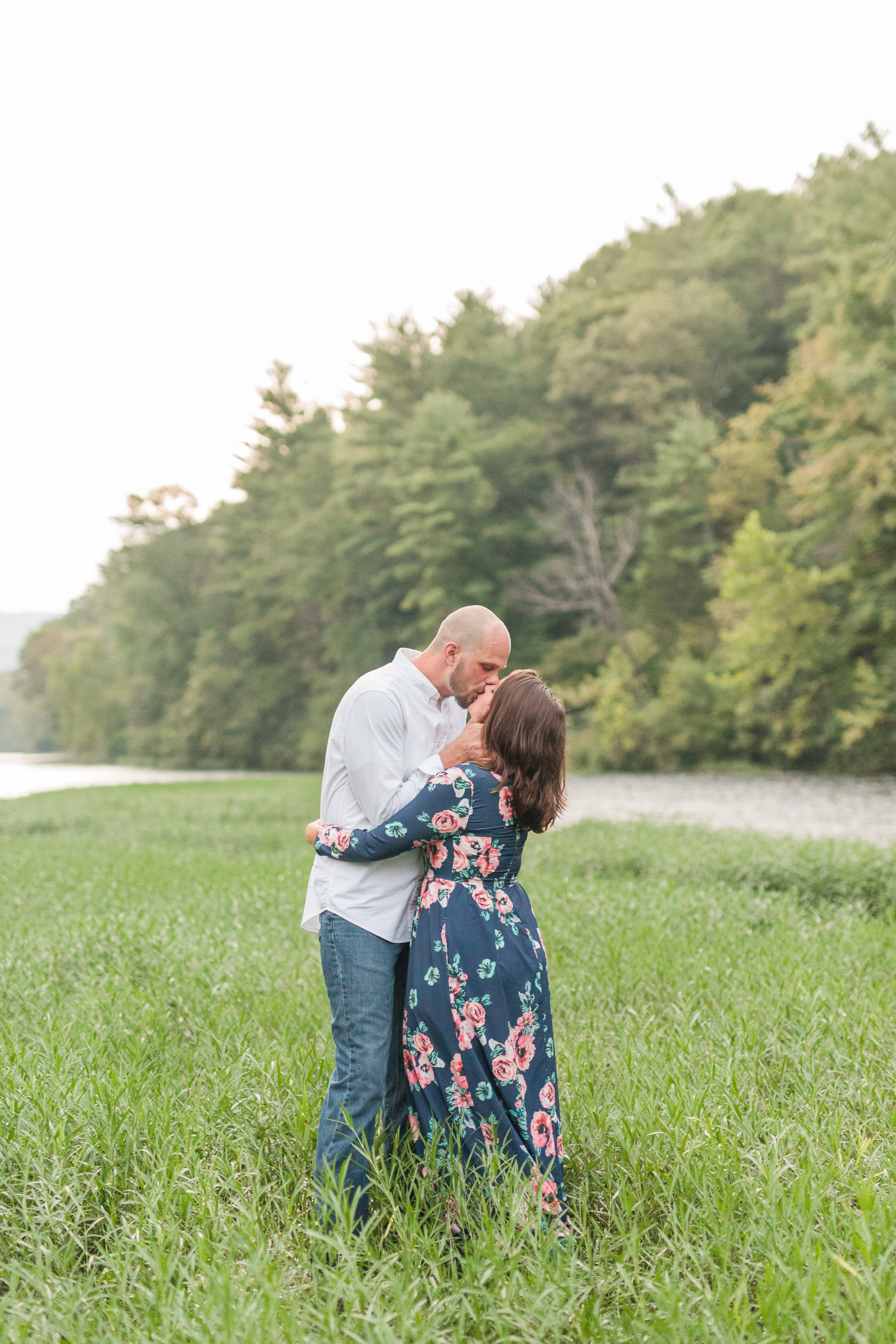 Eagle Rock Engagement Session || Summer Engagement Session in Central Virginia || Virginia Wedding Photographer || Ashley Eiban Photography