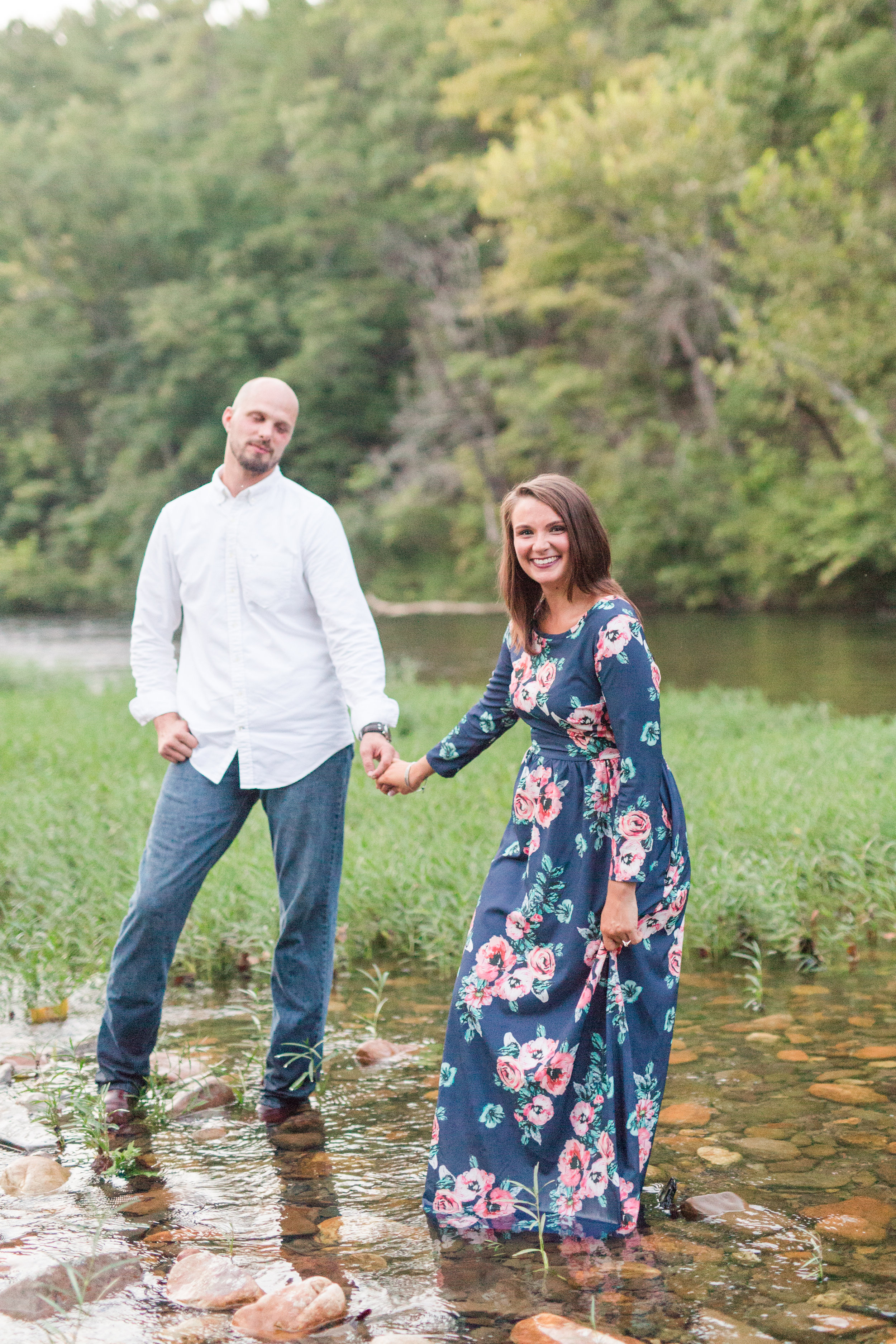 Eagle Rock Engagement Session || Summer Engagement Session in Central Virginia || Virginia Wedding Photographer || Ashley Eiban Photography