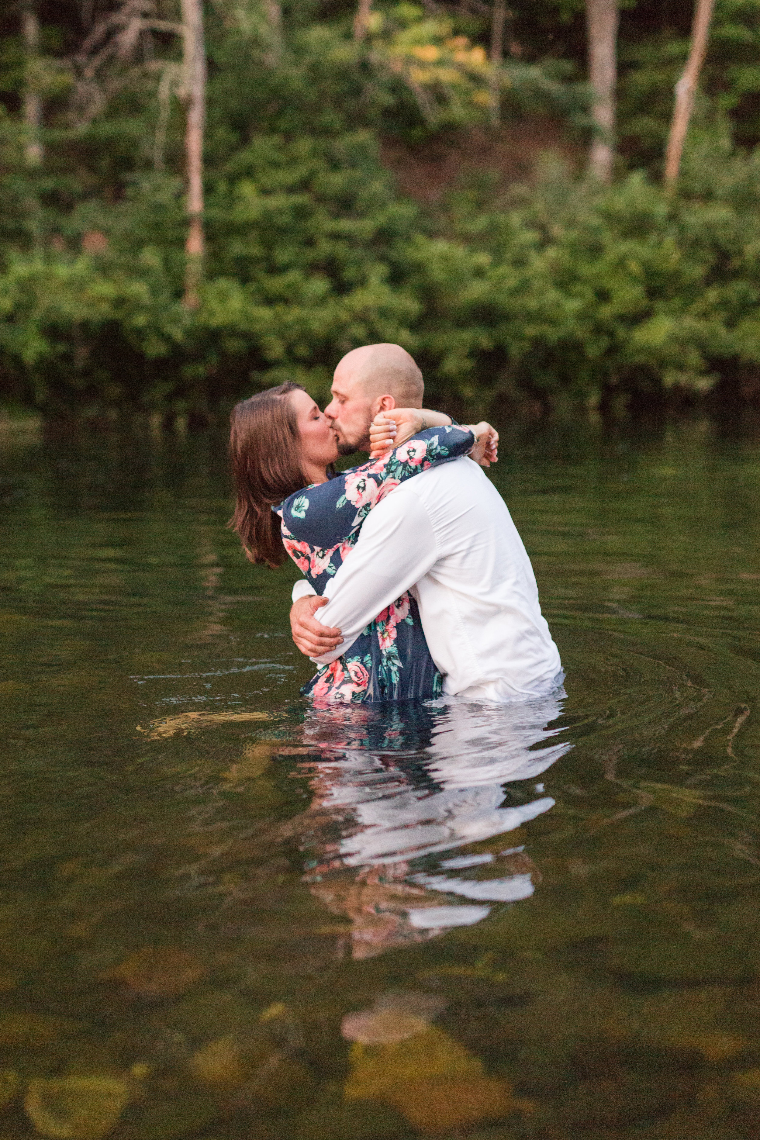 Eagle Rock Engagement Session || Summer Engagement Session in Central Virginia || Virginia Wedding Photographer || Ashley Eiban Photography