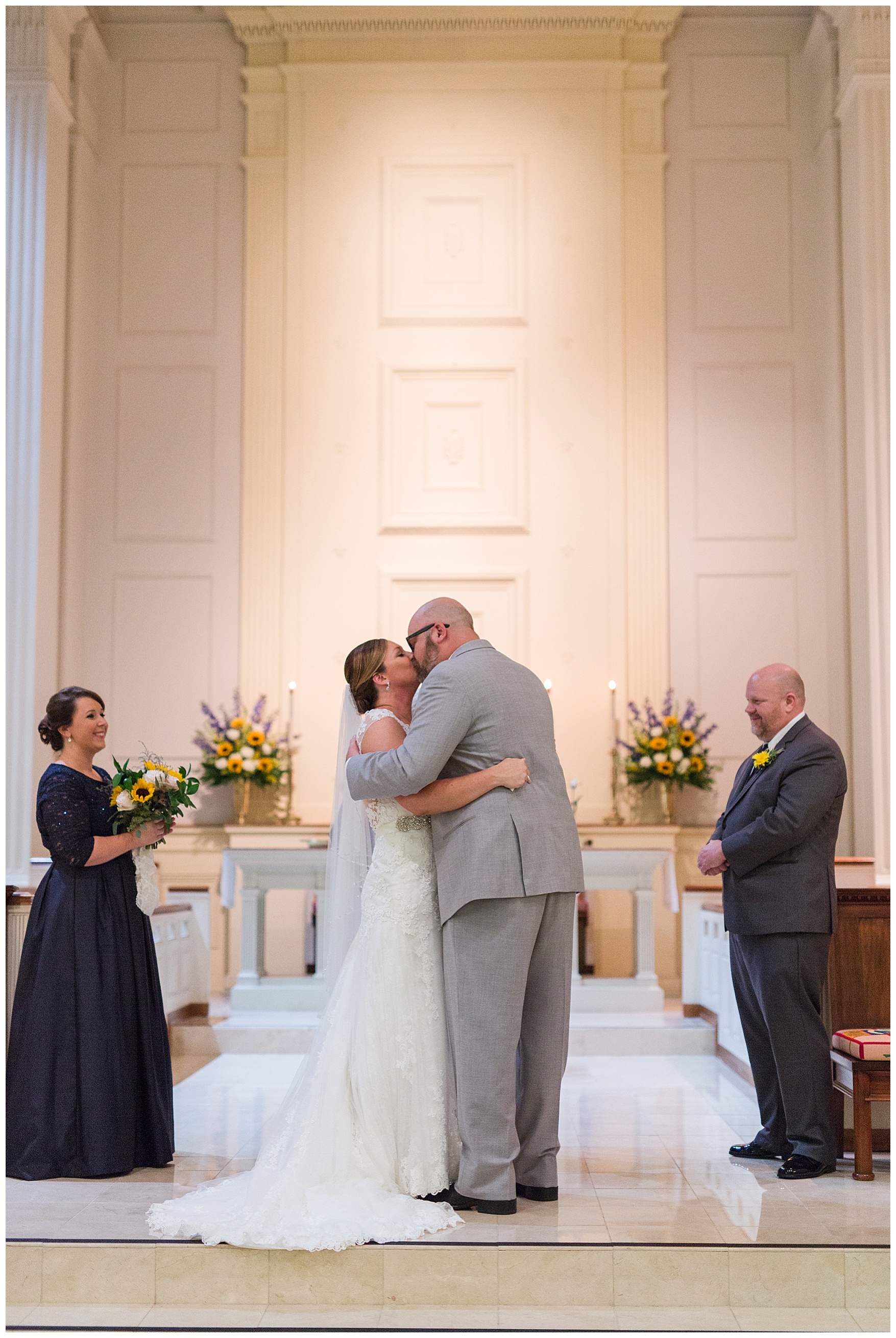 Danville Golf Club Wedding || Danville, Lynchburg, and Charlottesville Wedding Photographer || Fall Wedding in Central Virginia || www.ashleyeiban.com