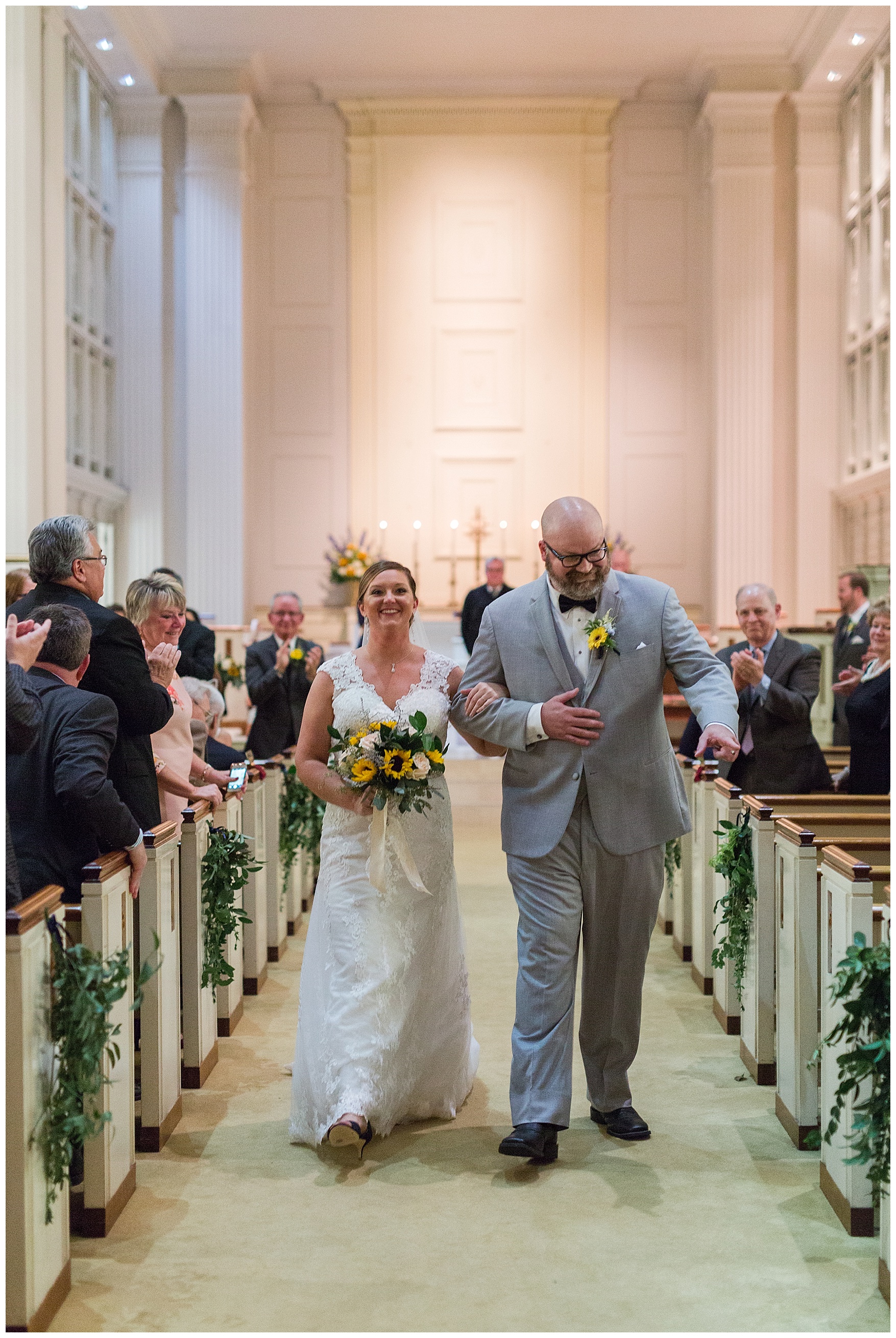 Danville Golf Club Wedding || Danville, Lynchburg, and Charlottesville Wedding Photographer || Fall Wedding in Central Virginia || www.ashleyeiban.com