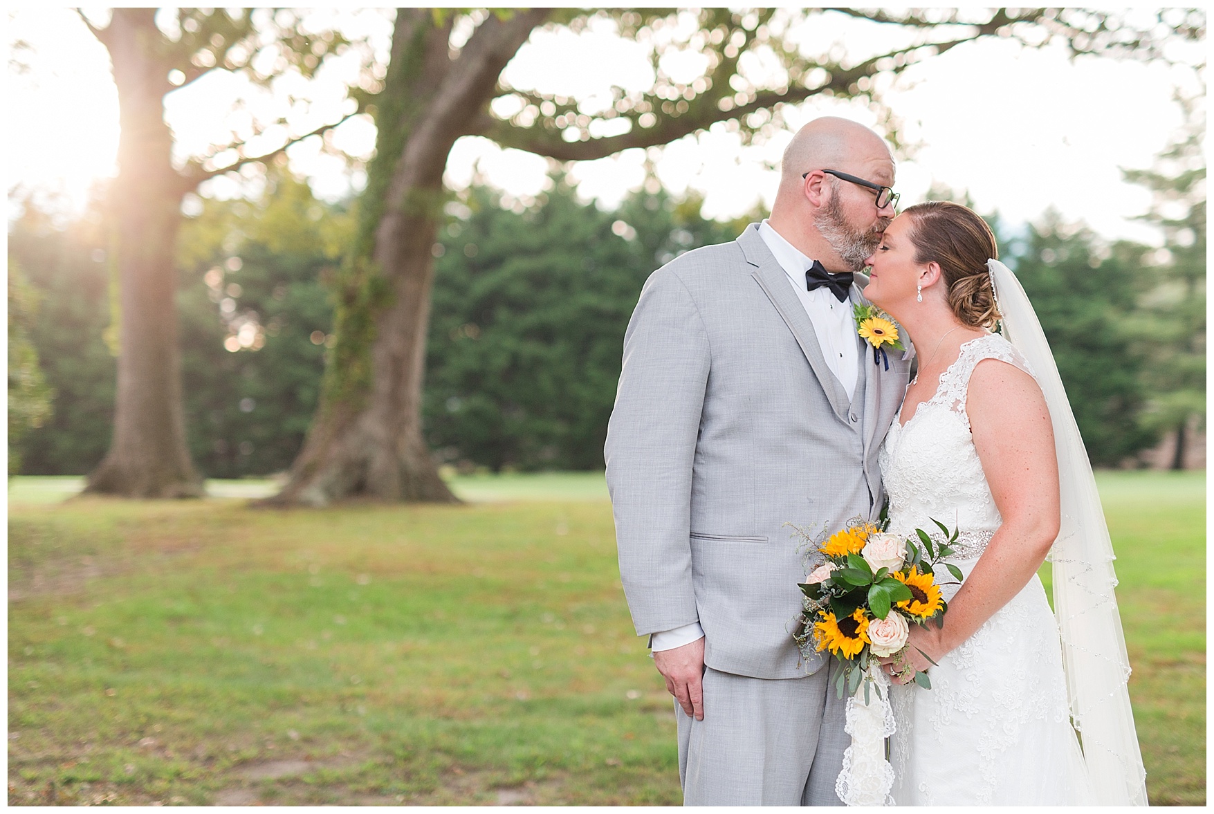 Danville Golf Club Wedding || Danville, Lynchburg, and Charlottesville Wedding Photographer || Fall Wedding in Central Virginia || www.ashleyeiban.com