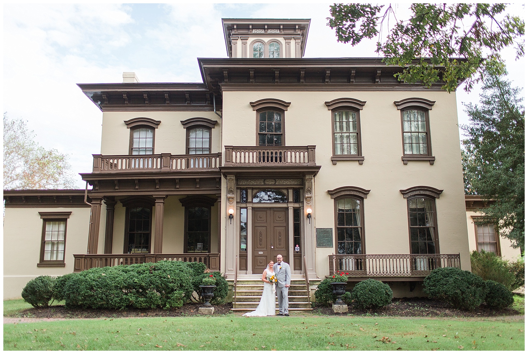 Danville Golf Club Wedding || Danville, Lynchburg, and Charlottesville Wedding Photographer || Fall Wedding in Central Virginia || www.ashleyeiban.com