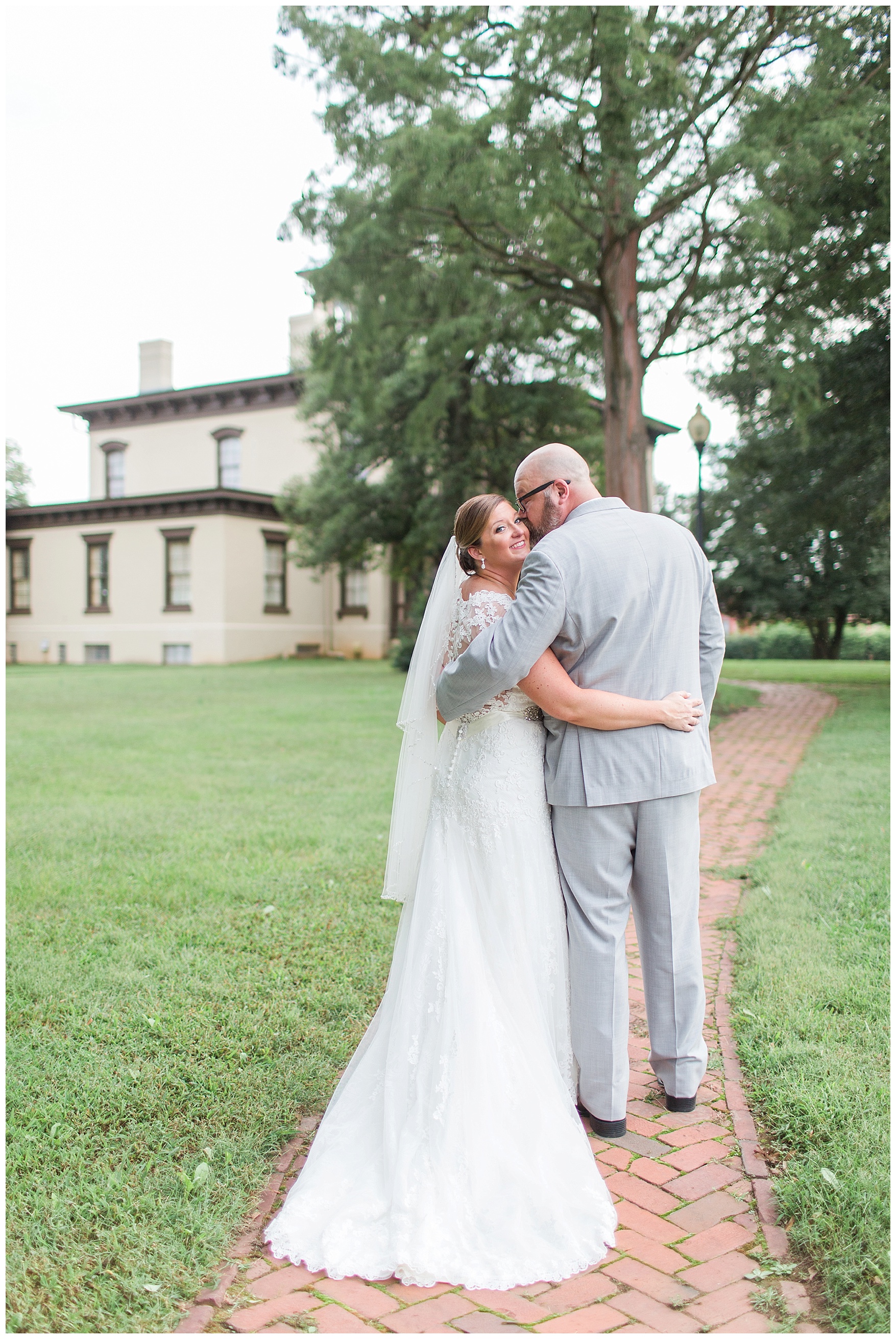 Danville Golf Club Wedding || Danville, Lynchburg, and Charlottesville Wedding Photographer || Fall Wedding in Central Virginia || www.ashleyeiban.com