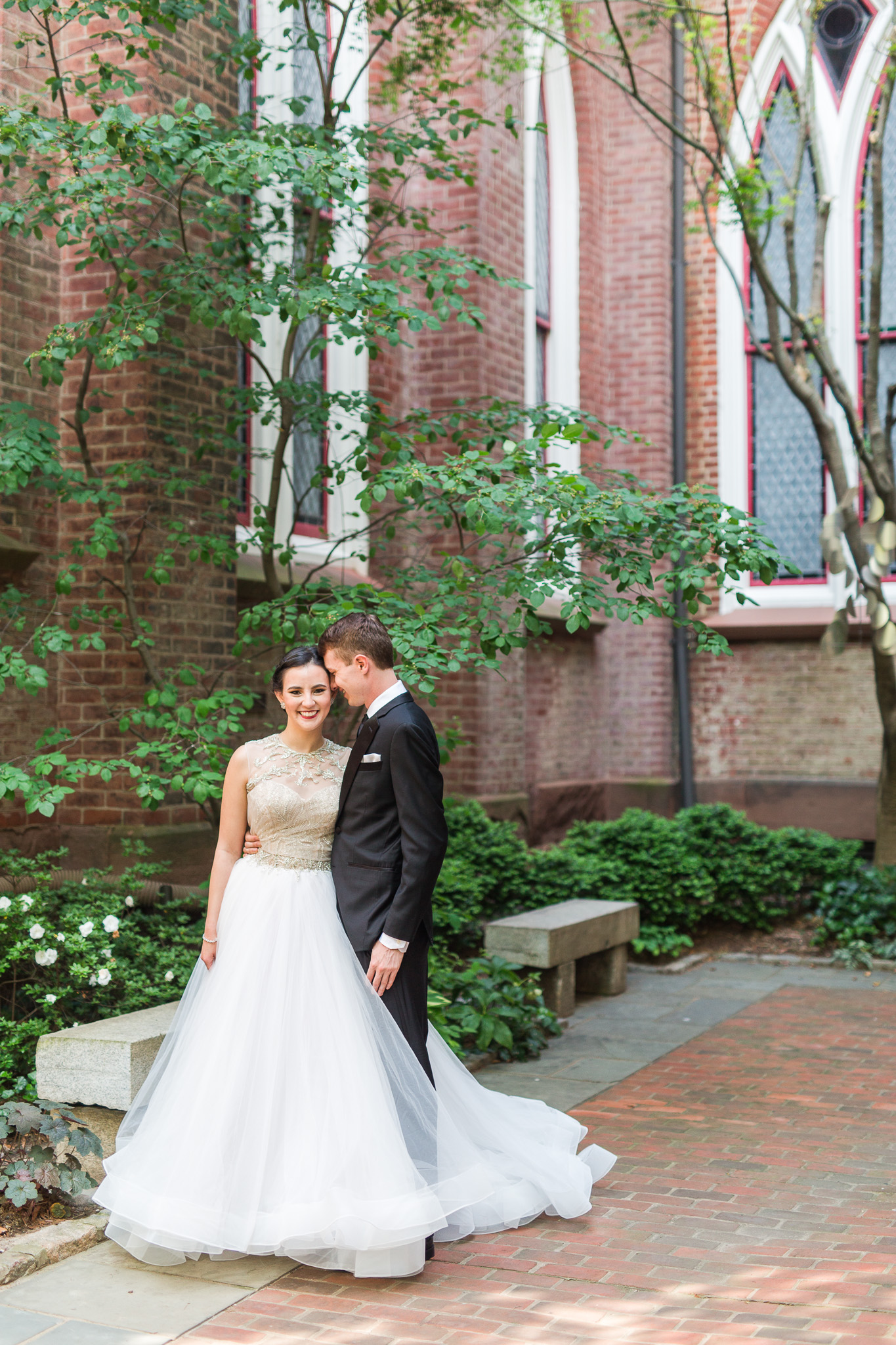 John Marshall Ballrooms Wedding in Richmond, VA || Lynchburg, Charlottesville, and Richmond Wedding Photographer || www.ashleyeiban.com