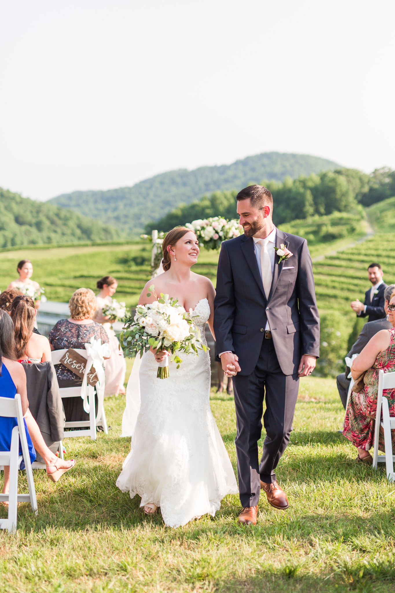 Delfosse Winery Wedding || Charlottesville Vineyard Wedding || Central VA Wedding Photographer || www.ashleyeiban.com