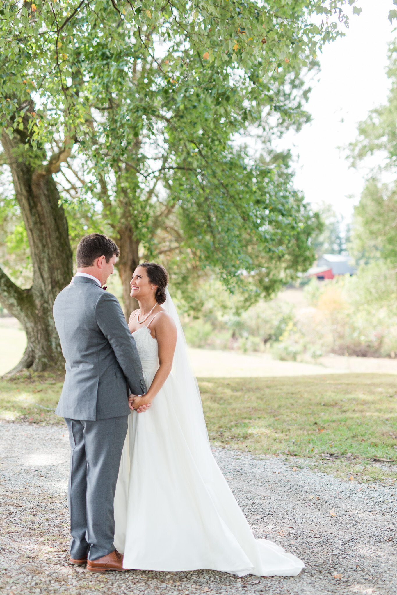Fall Backyard Wedding in Charlotte Court House in Central Virginia || Lynchburg, VA Wedding Photographer
