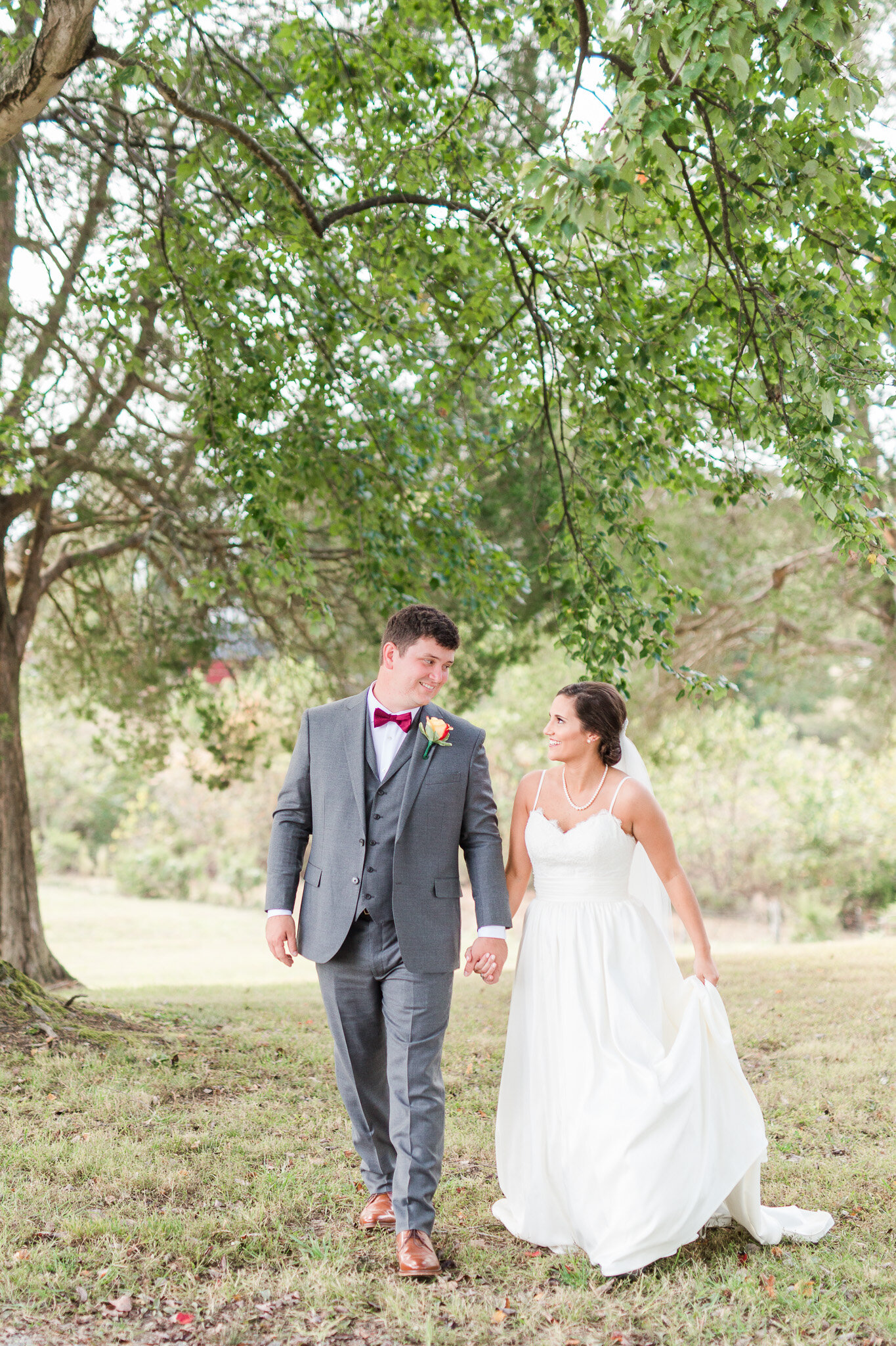 Fall Backyard Wedding in Charlotte Court House in Central Virginia || Lynchburg, VA Wedding Photographer