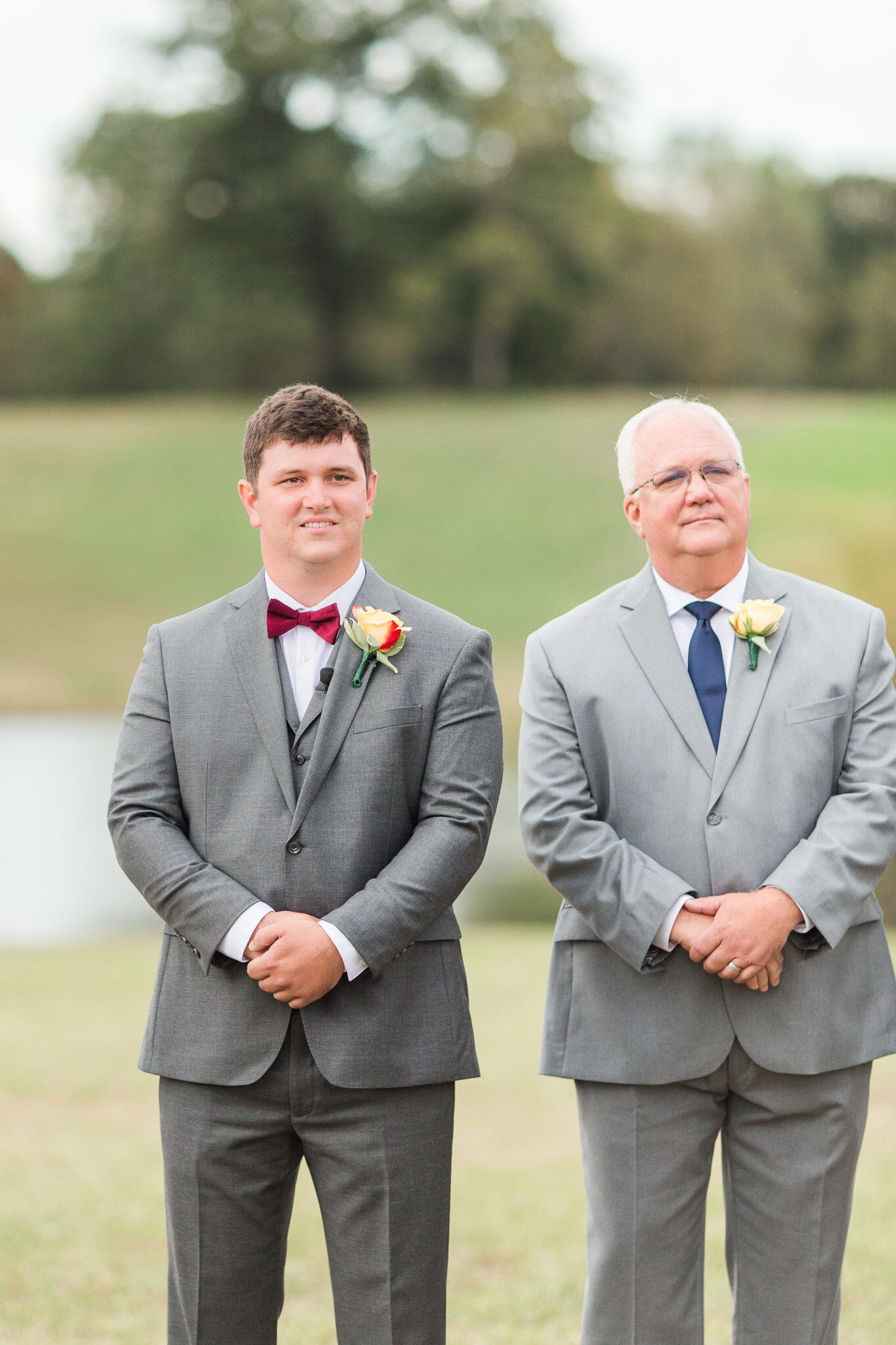 Fall Backyard Wedding in Charlotte Court House in Central Virginia || Lynchburg, VA Wedding Photographer 