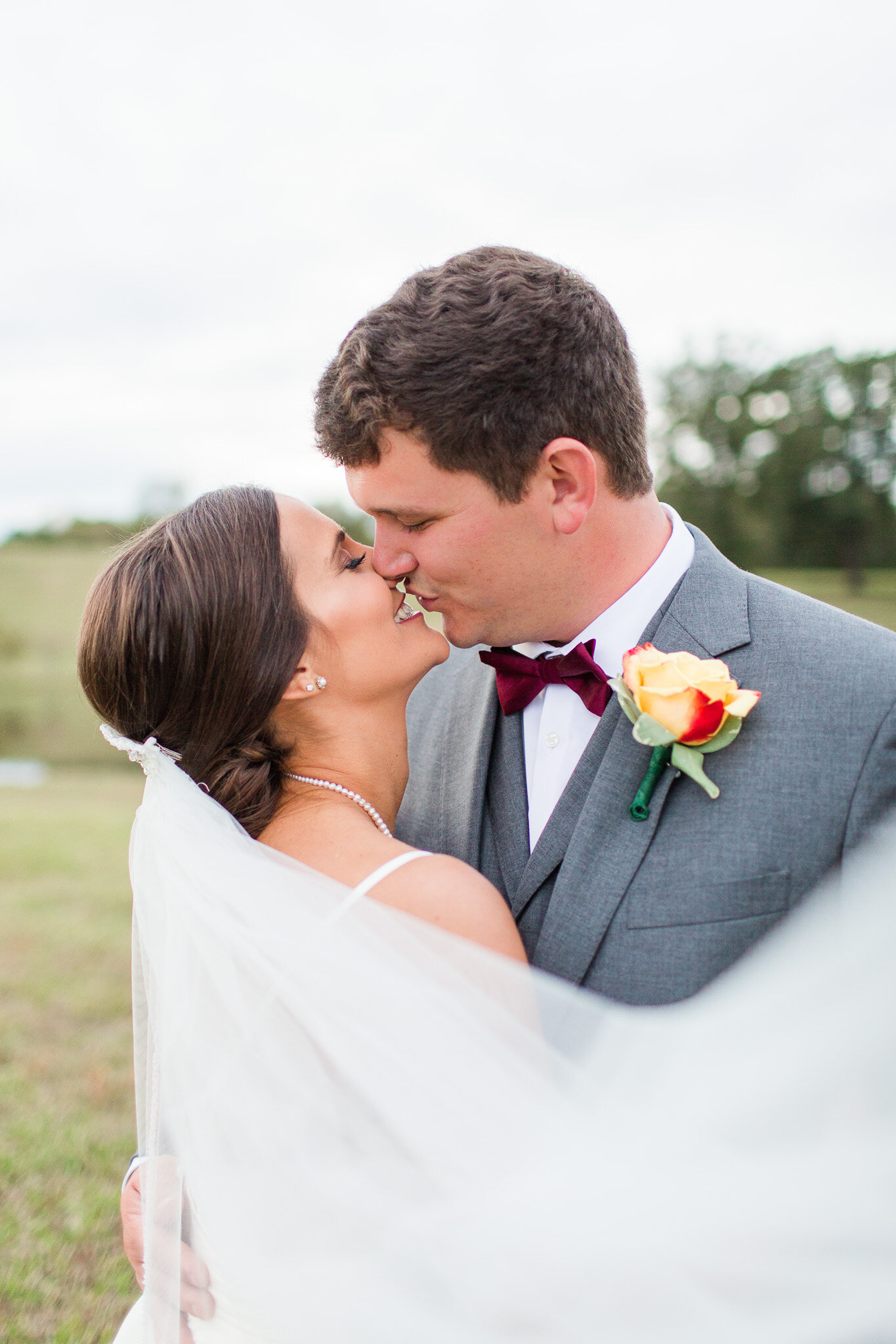 Fall Backyard Wedding in Charlotte Court House in Central Virginia || Lynchburg, VA Wedding Photographer