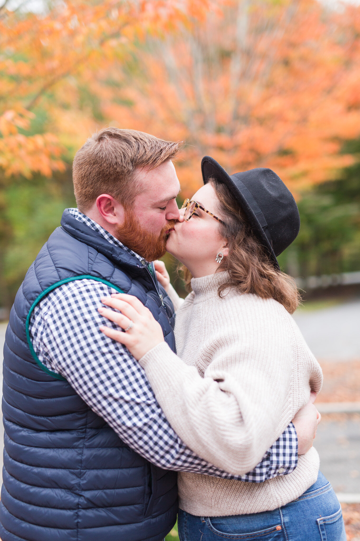 Fall Mountain View Engagement Session || Lynchburg, Virginia Wedding and Engagement Photographer || Sweet Briar College Engagement Photos