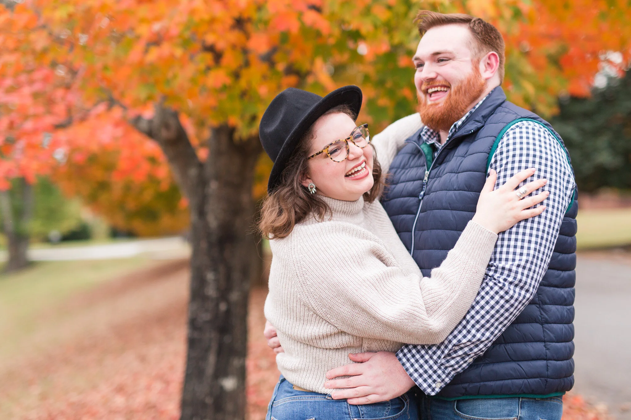 Fall Mountain View Engagement Session || Lynchburg, Virginia Wedding and Engagement Photographer || Sweet Briar College Engagement Photos