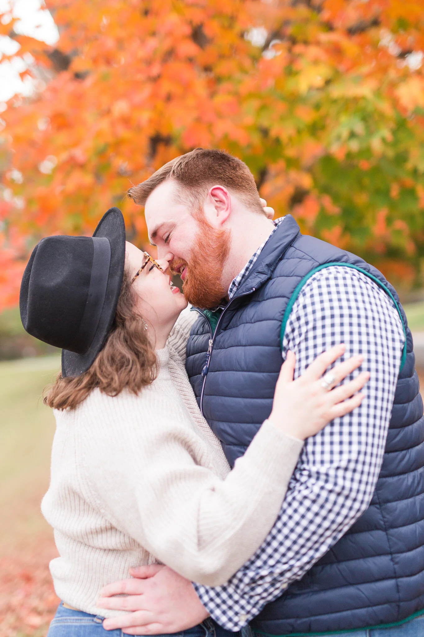 Fall Mountain View Engagement Session || Lynchburg, Virginia Wedding and Engagement Photographer || Sweet Briar College Engagement Photos