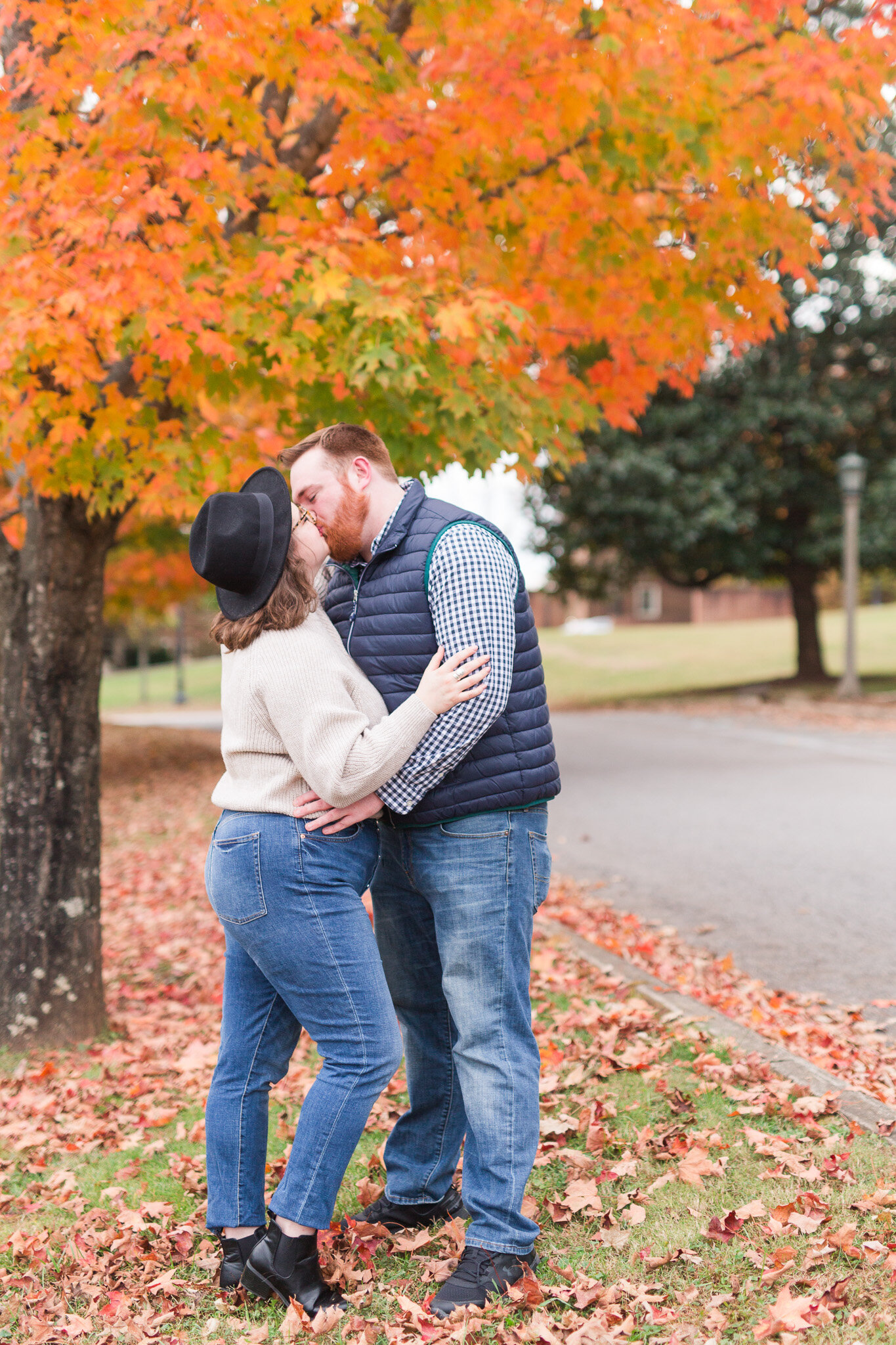 Fall Mountain View Engagement Session || Lynchburg, Virginia Wedding and Engagement Photographer || Sweet Briar College Engagement Photos