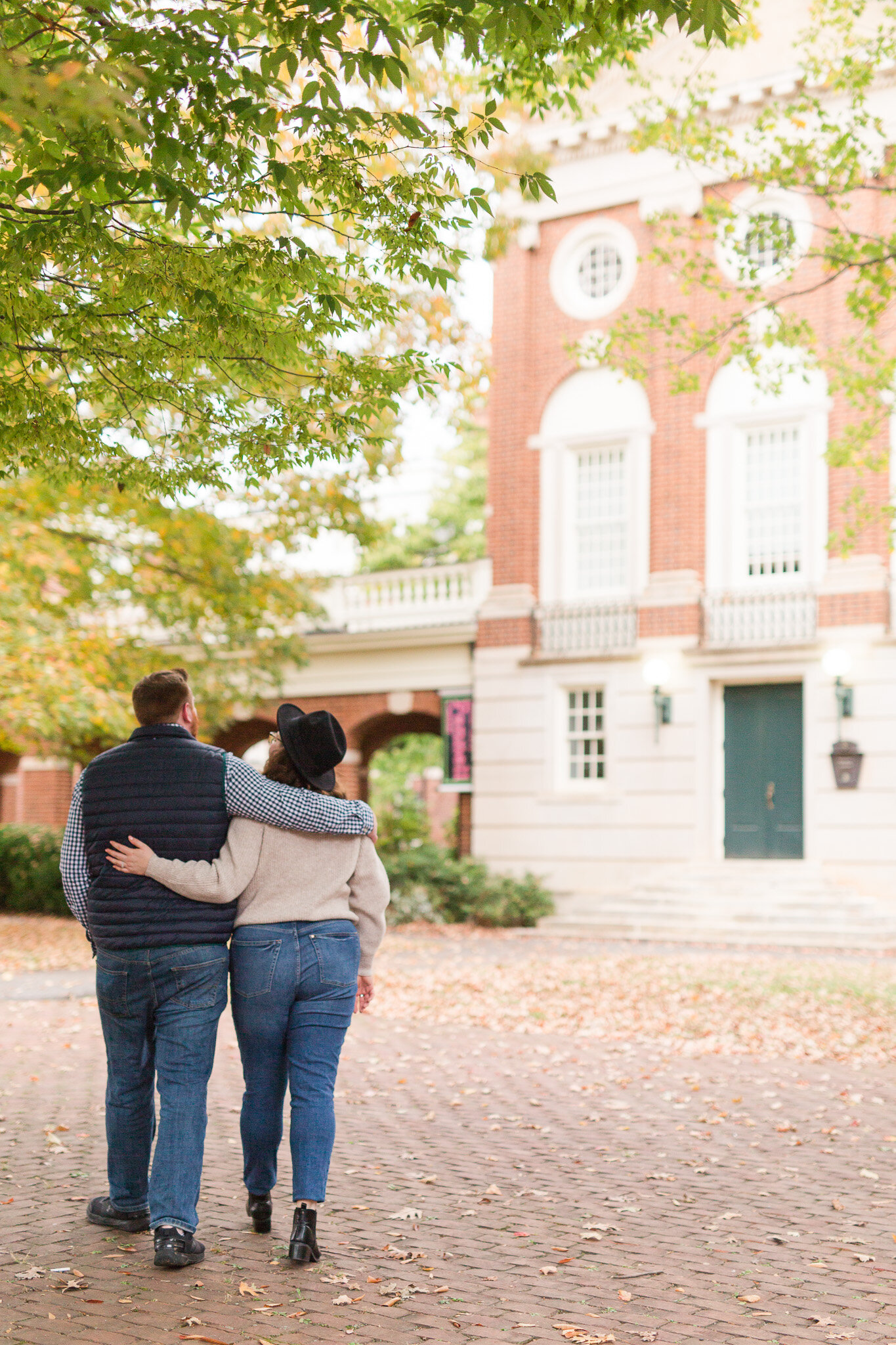 Fall Mountain View Engagement Session || Lynchburg, Virginia Wedding and Engagement Photographer || Sweet Briar College Engagement Photos