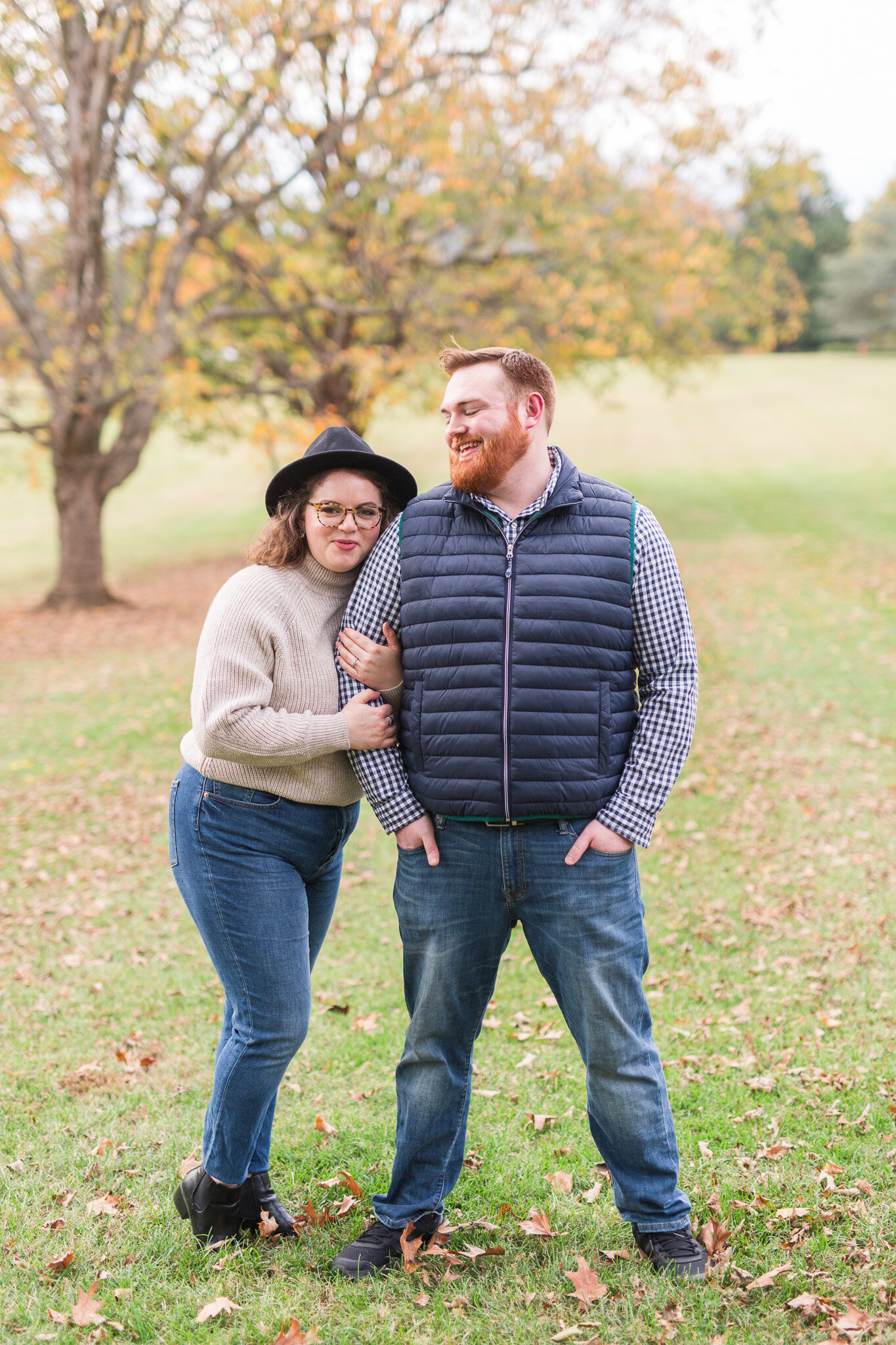 Fall Mountain View Engagement Session || Lynchburg, Virginia Wedding and Engagement Photographer || Sweet Briar College Engagement Photos