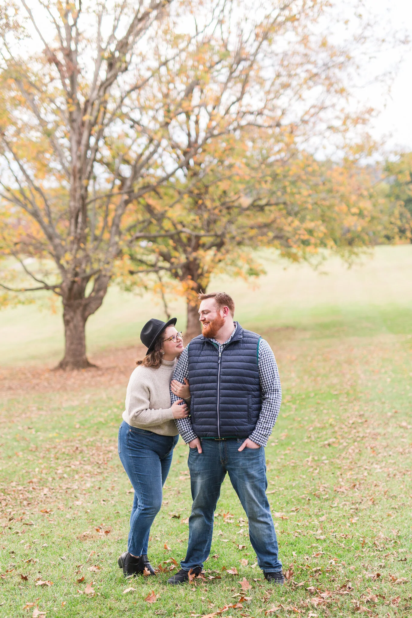 Fall Mountain View Engagement Session || Lynchburg, Virginia Wedding and Engagement Photographer || Sweet Briar College Engagement Photos