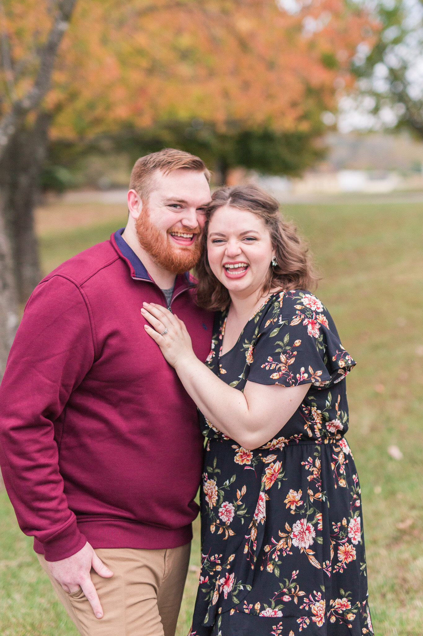 Fall Mountain View Engagement Session || Lynchburg, Virginia Wedding and Engagement Photographer || Sweet Briar College Engagement Photos