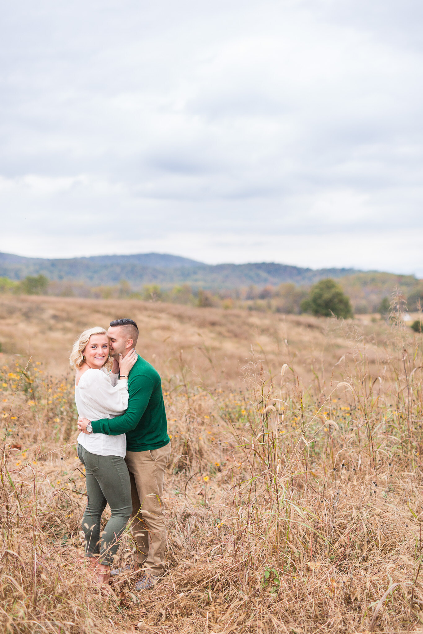 Fall Mountain Engagement Session in Lynchburg, Virginia || Lynchburg Wedding and Portrait Photographer 