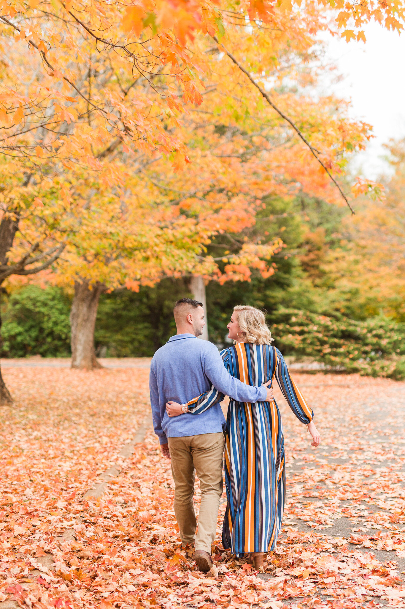 Fall Mountain Engagement Session in Lynchburg, Virginia || Lynchburg Wedding and Portrait Photographer 