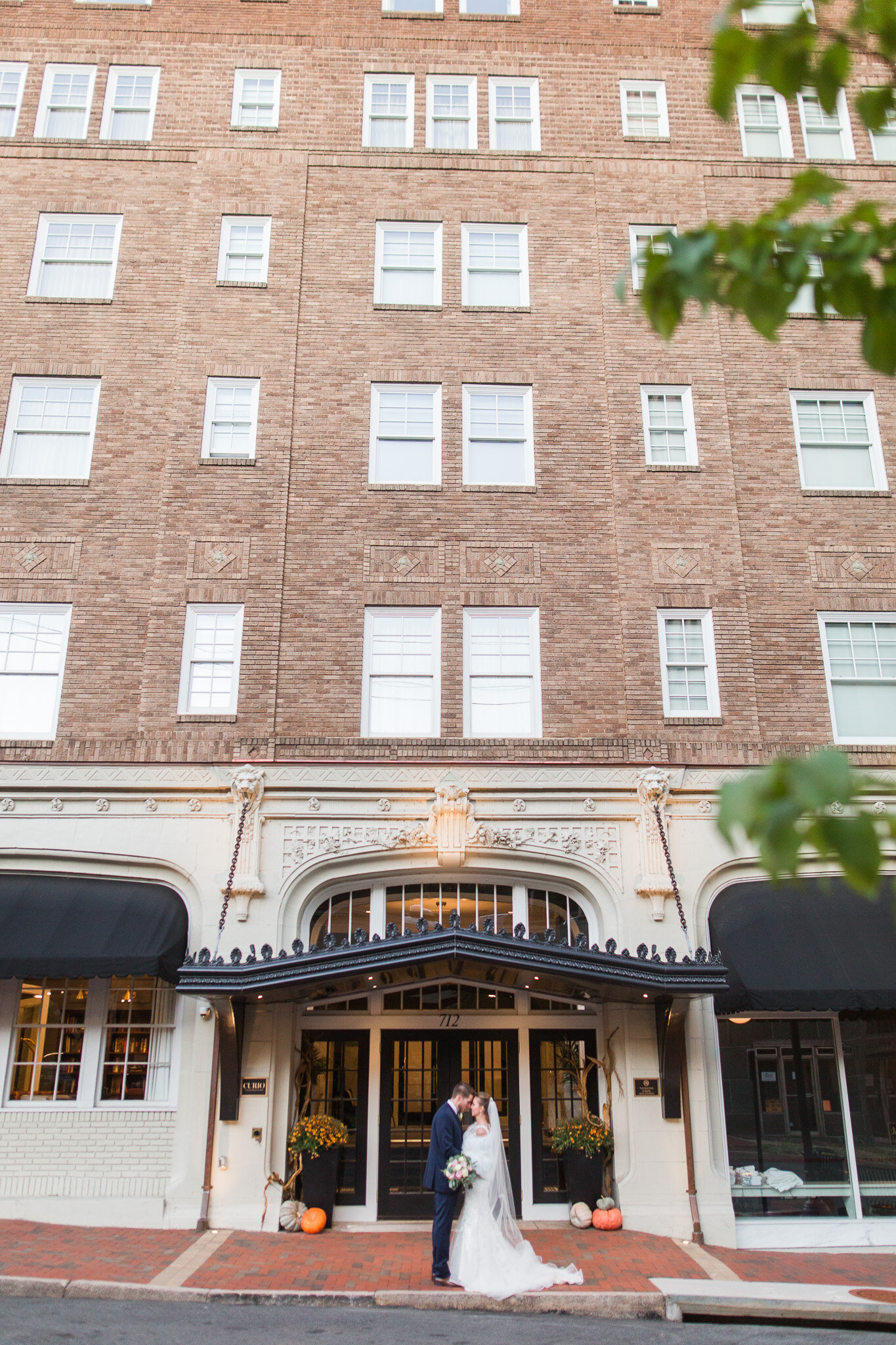 Wedding at The Virginian Hotel in Lynchburg, Virginia || Lynchburg Wedding Photographer || Winter Ballroom Wedding || Central Virginia Wedding Photographer