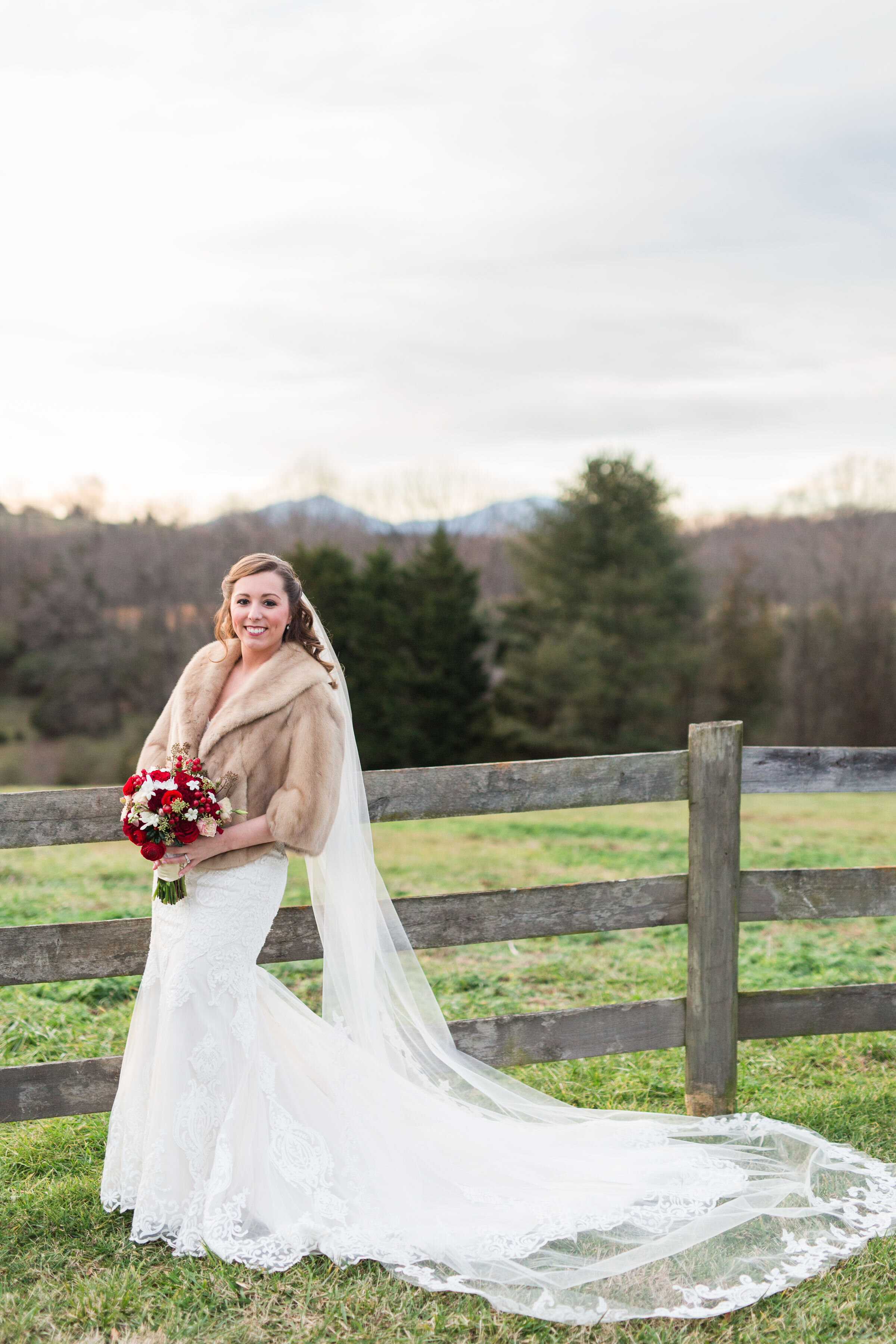 Charlottesville Wedding Photographer || Wedding Photographer in Lynchburg Virginia || Central VA Wedding and Portrait Photographer || The Virginian Hotel in Lynchburg, VA 