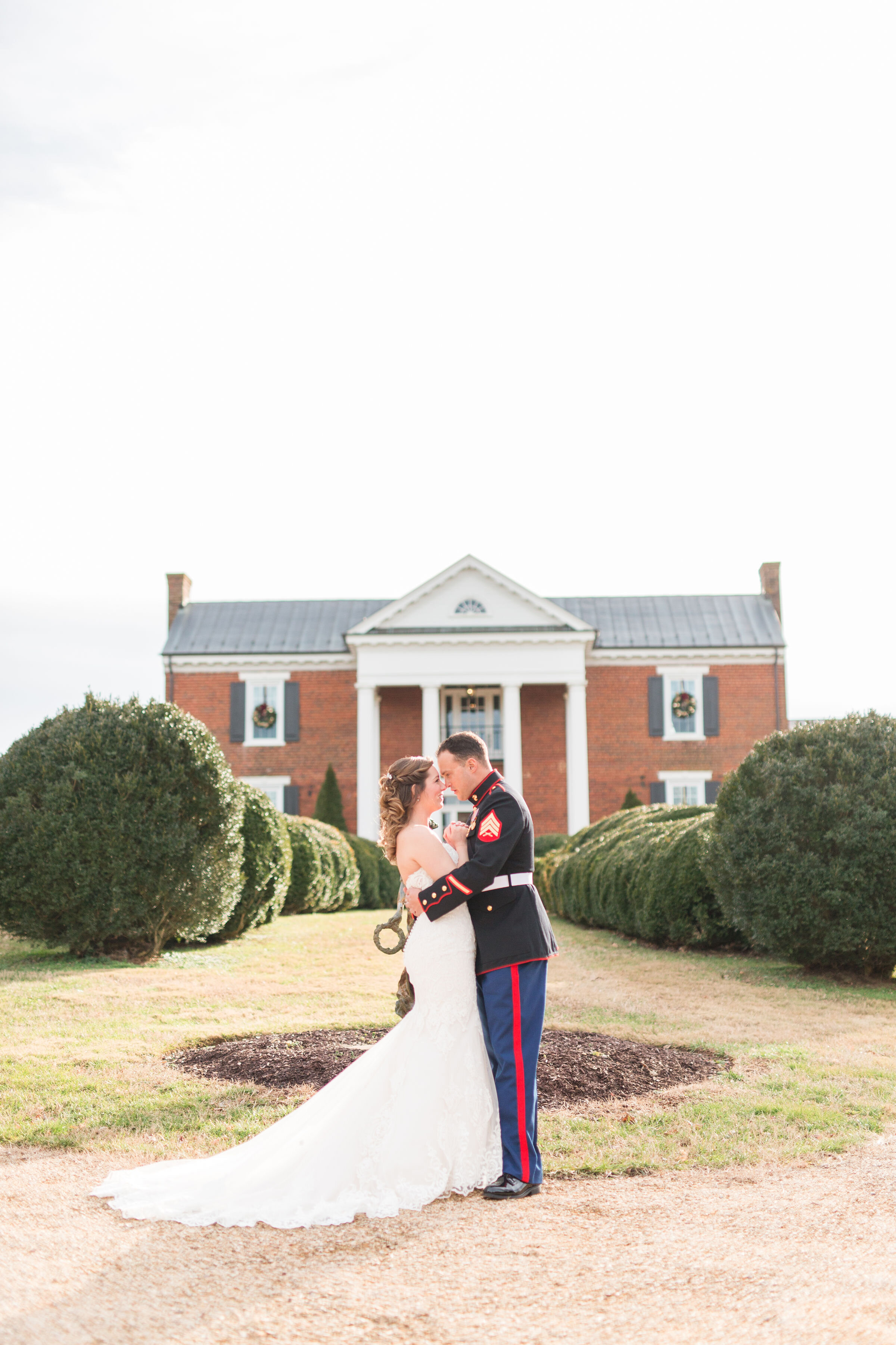 Charlottesville Wedding Photographer || Wedding Photographer in Lynchburg Virginia || Central VA Wedding and Portrait Photographer || Vineyard Wedding Charlotte Court House Virginia