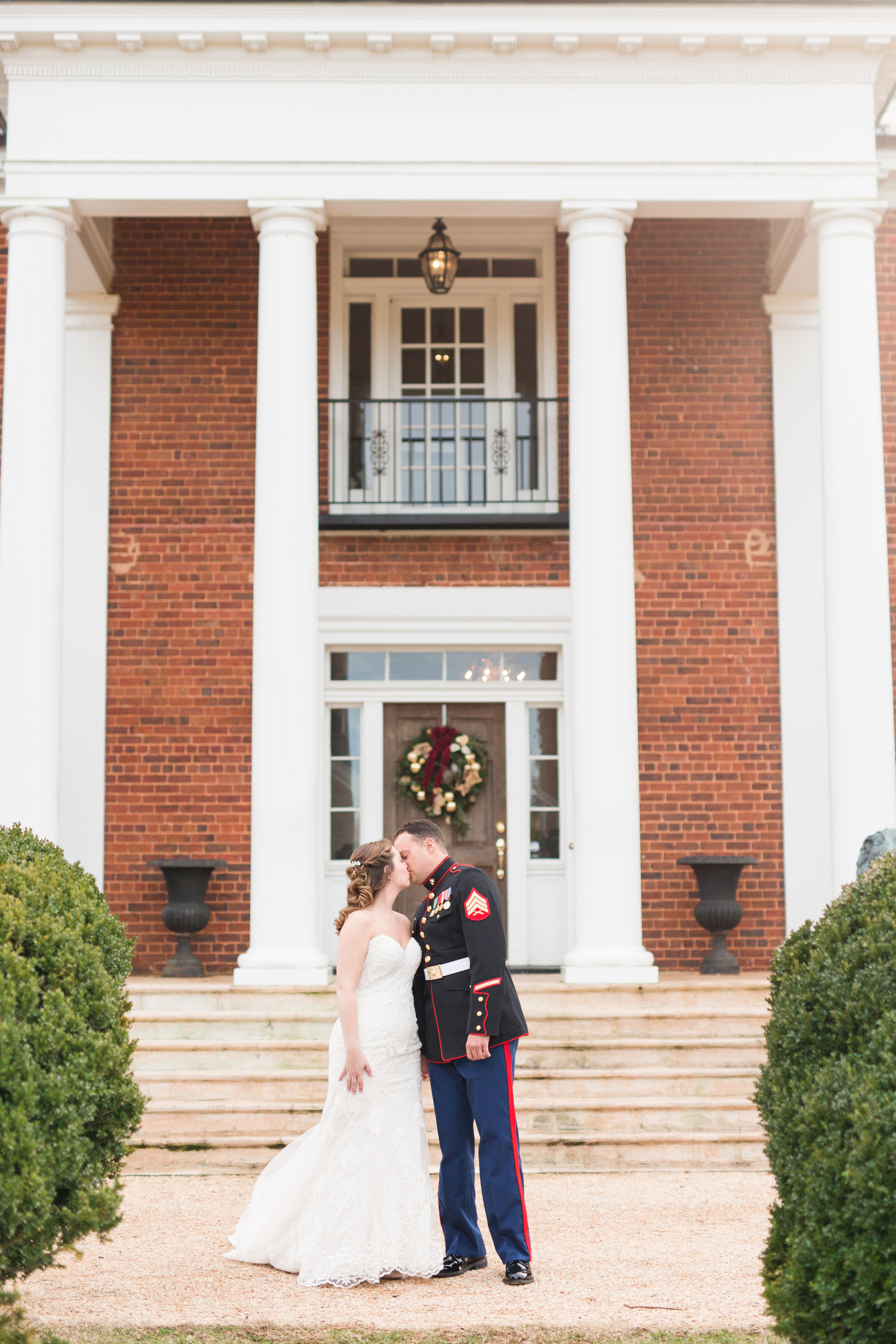 Charlottesville Wedding Photographer || Wedding Photographer in Lynchburg Virginia || Central VA Wedding and Portrait Photographer || Wedding at West Manor Estate in Lynchburg, VA 