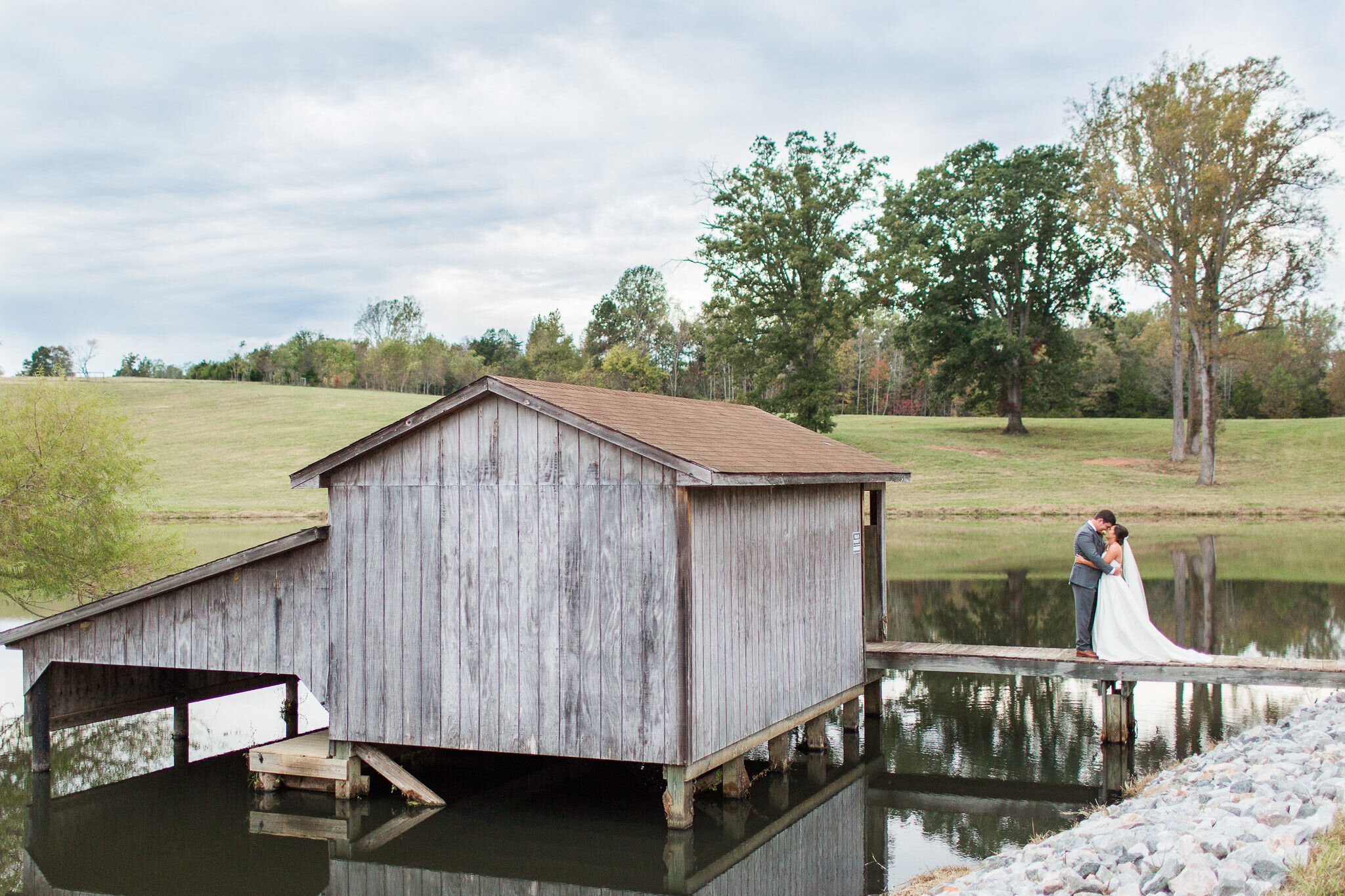 Charlottesville Wedding Photographer || Wedding Photographer in Lynchburg Virginia || Central VA Wedding and Portrait Photographer || The Virginian Hotel in Lynchburg, VA 