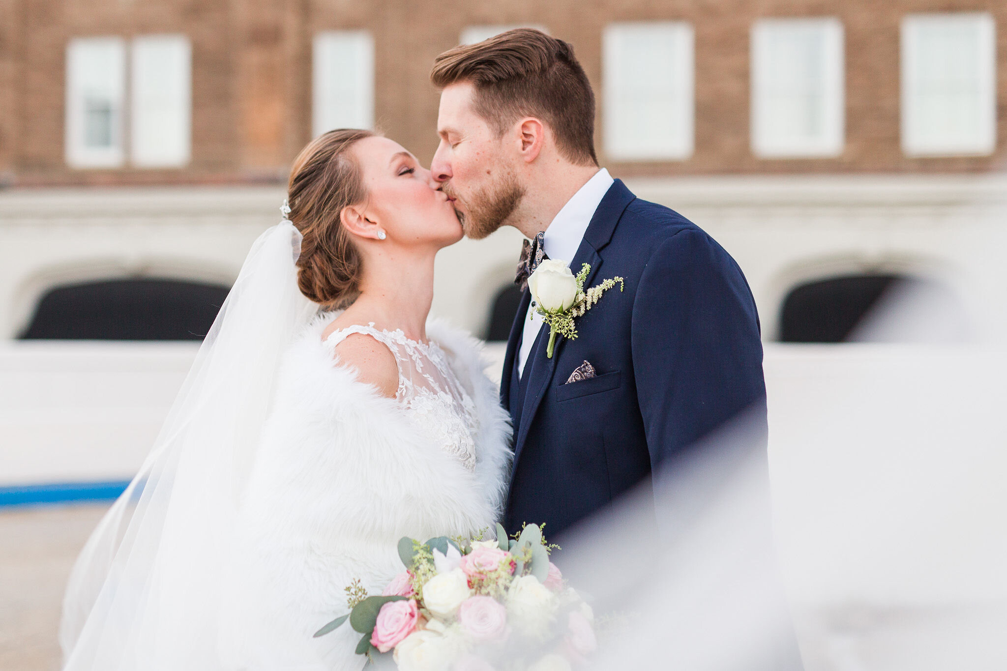 Charlottesville Wedding Photographer || Wedding Photographer in Lynchburg Virginia || Central VA Wedding and Portrait Photographer || Vineyard Wedding Charlotte Court House Virginia