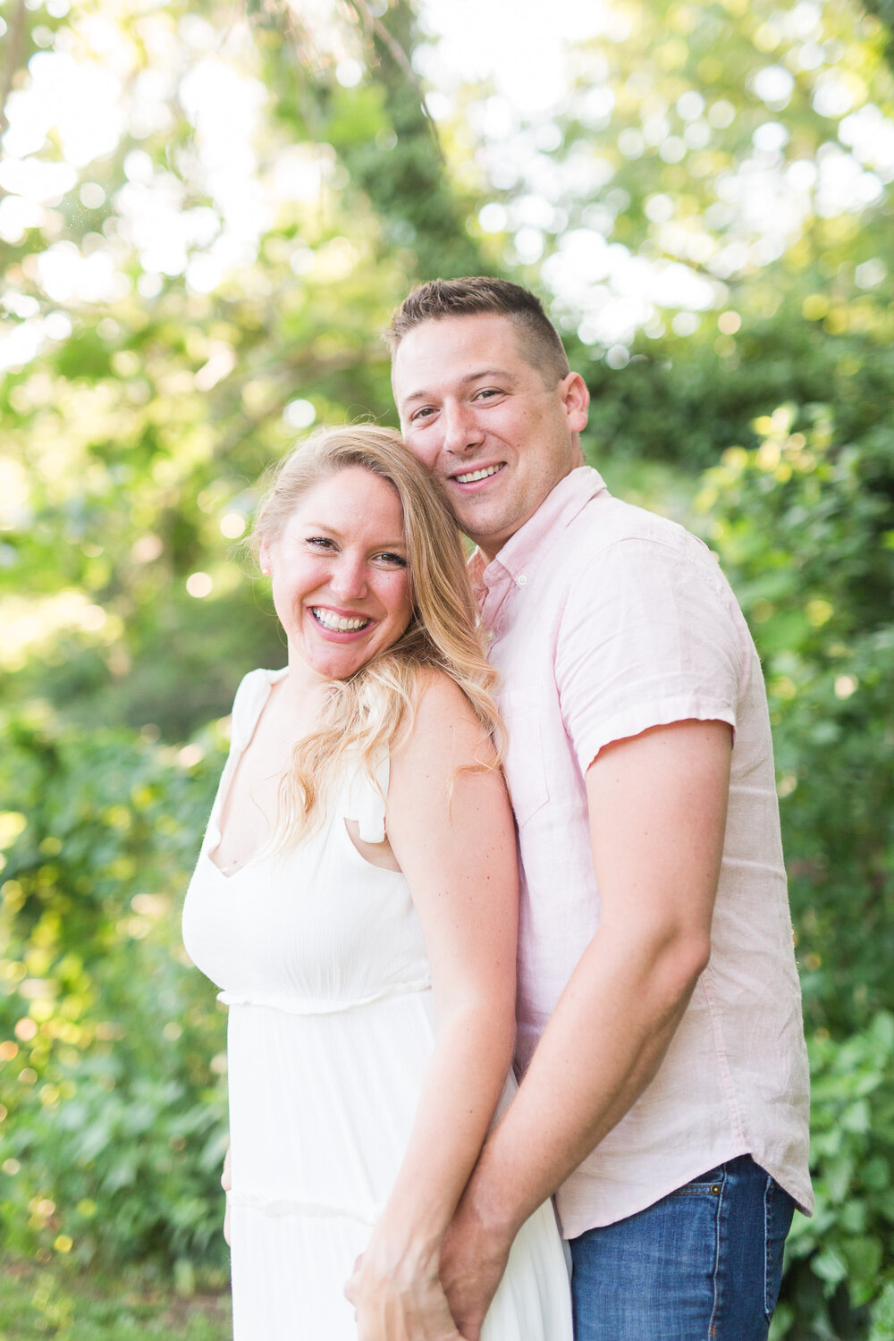 Summer Engagement Session in Afton, Virginia || Charlottesville Wedding Photographer || Blue Toad Cidery Engagement Session 