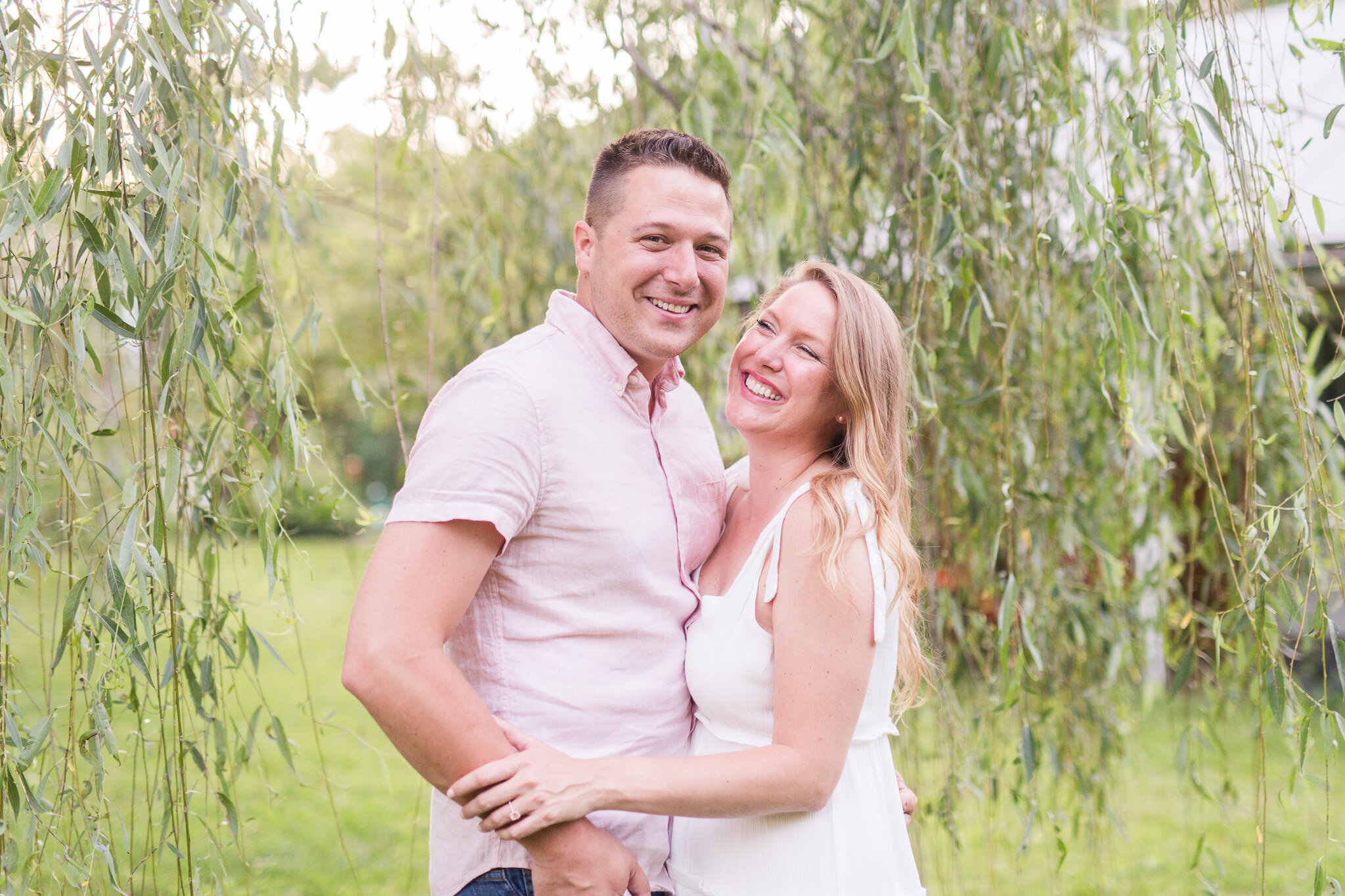 Summer Engagement Session in Afton, Virginia || Charlottesville Wedding Photographer || Blue Toad Cidery Engagement Session 