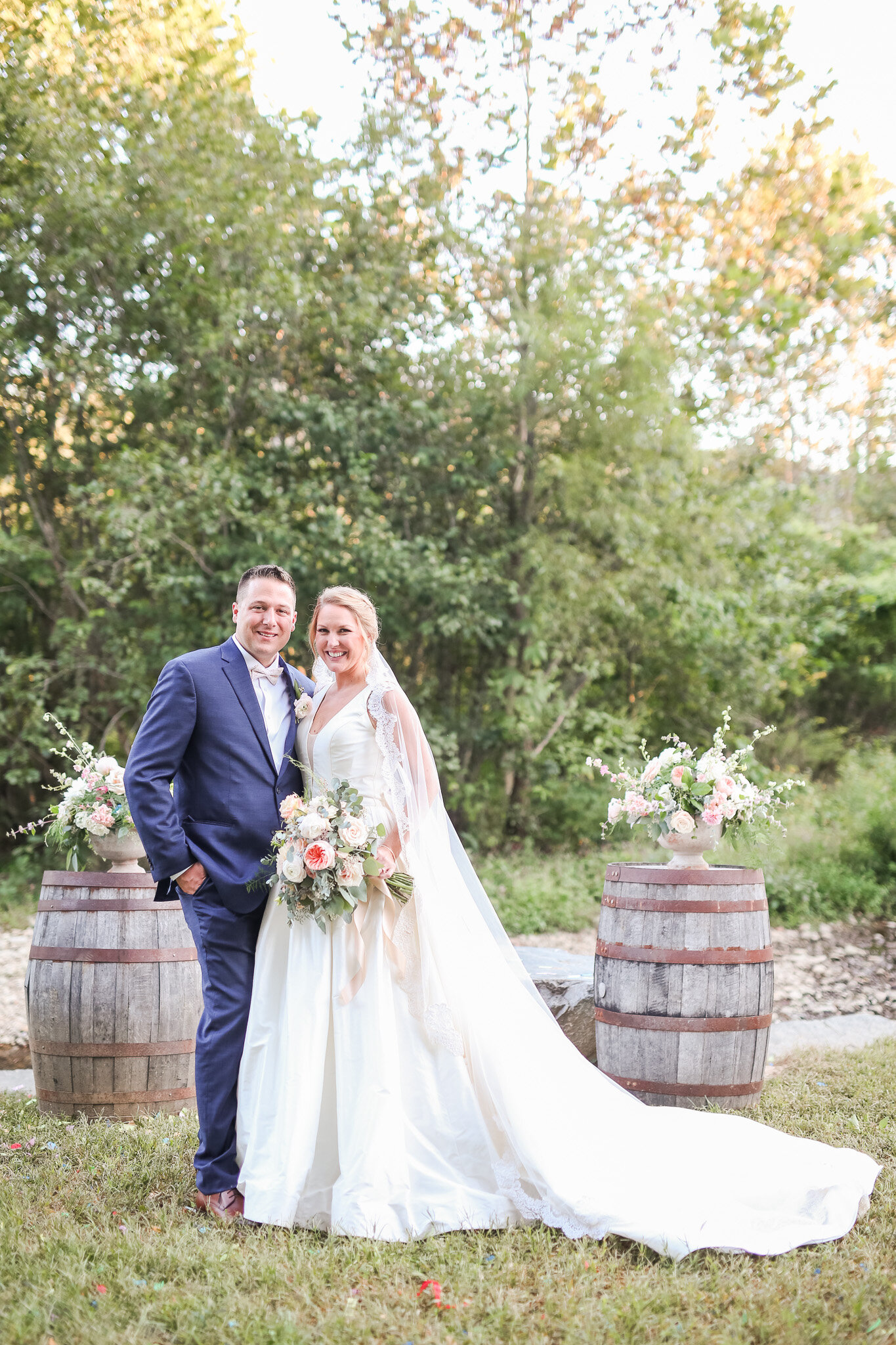 Classy Southern Fall Wedding at Bold Rock Cidery in Afton Virginia || Charlottesville and Lynchburg Wedding Photographer