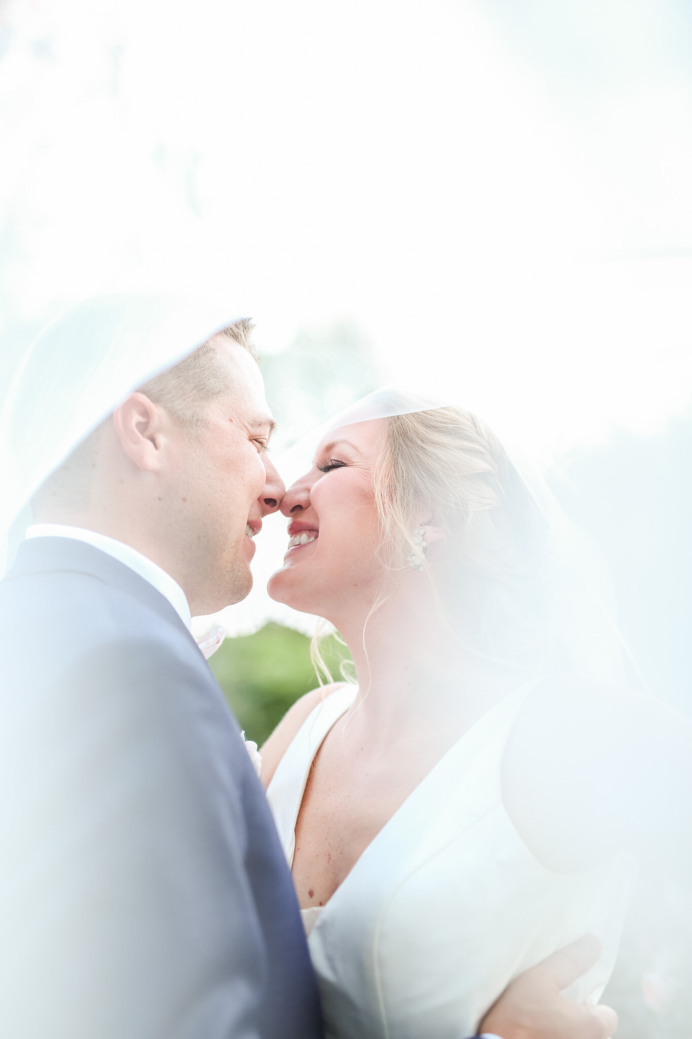 Classy Southern Fall Wedding at Bold Rock Cidery in Afton Virginia || Charlottesville and Lynchburg Wedding Photographer