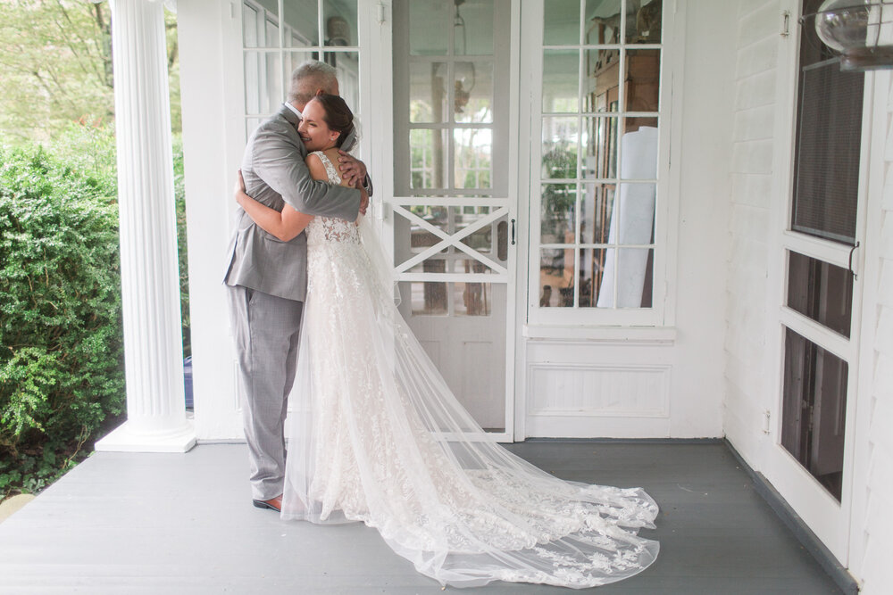 Beautiful Mountain View Fall Wedding at Sundara in Boonesmill, Virginia || Central Virginia Wedding Photographer || Ashley Eiban Photography 