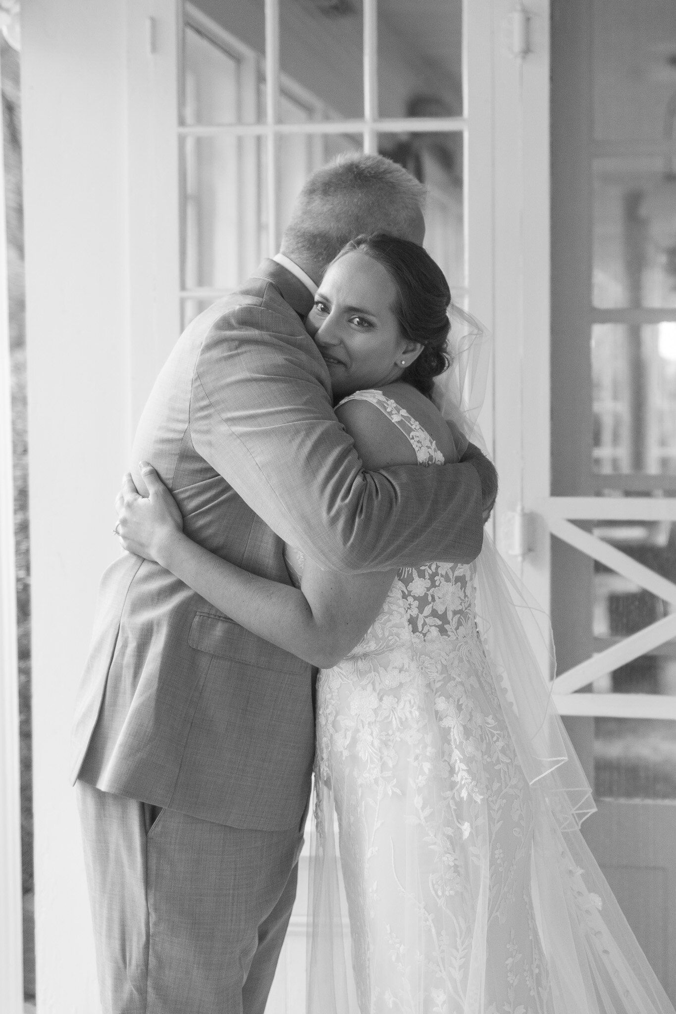 Beautiful Mountain View Fall Wedding at Sundara in Boonesmill, Virginia || Central Virginia Wedding Photographer || Ashley Eiban Photography 