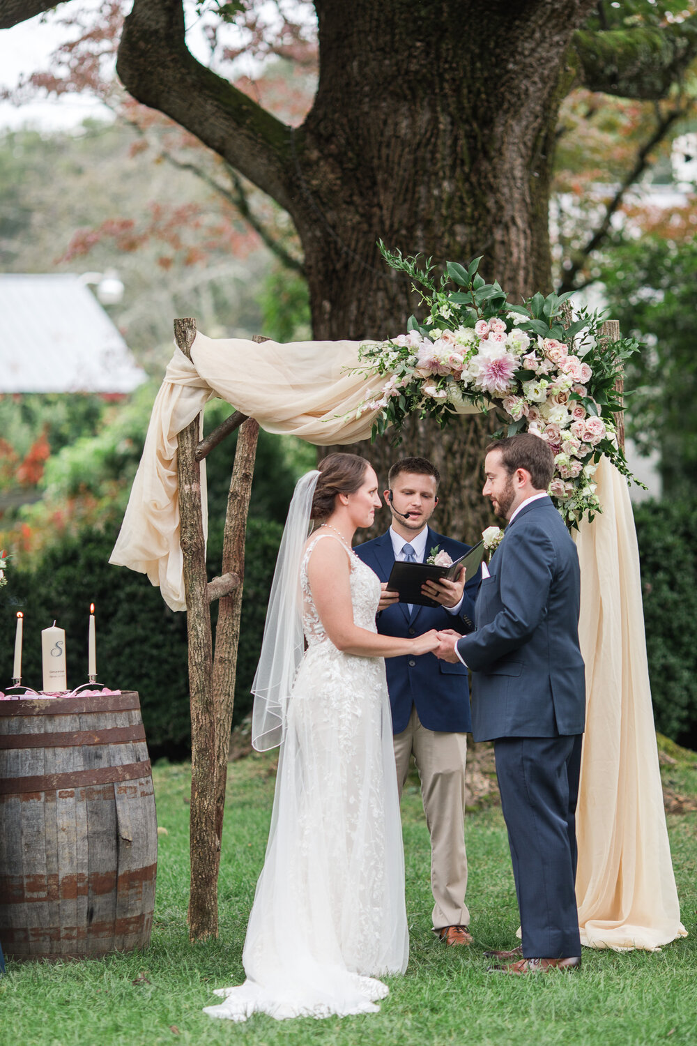 Beautiful Mountain View Fall Wedding at Sundara in Boonesmill, Virginia || Central Virginia Wedding Photographer || Ashley Eiban Photography 