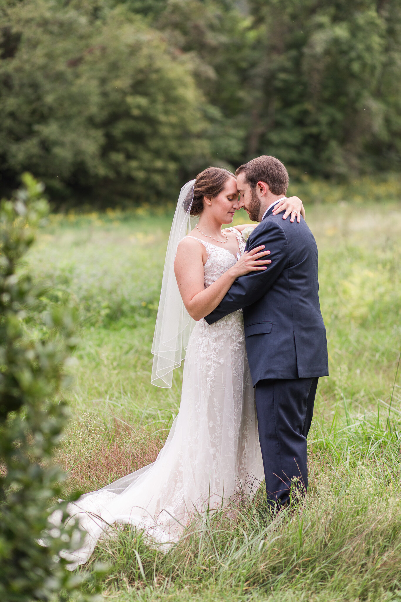 Beautiful Mountain View Fall Wedding at Sundara in Boonesmill, Virginia || Central Virginia Wedding Photographer || Ashley Eiban Photography 