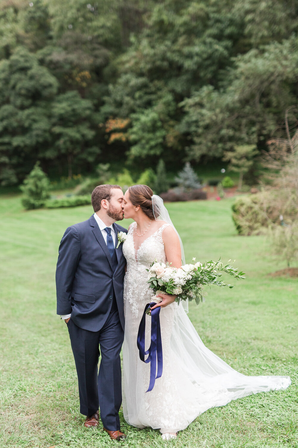 Beautiful Mountain View Fall Wedding at Sundara in Boonesmill, Virginia || Central Virginia Wedding Photographer || Ashley Eiban Photography 