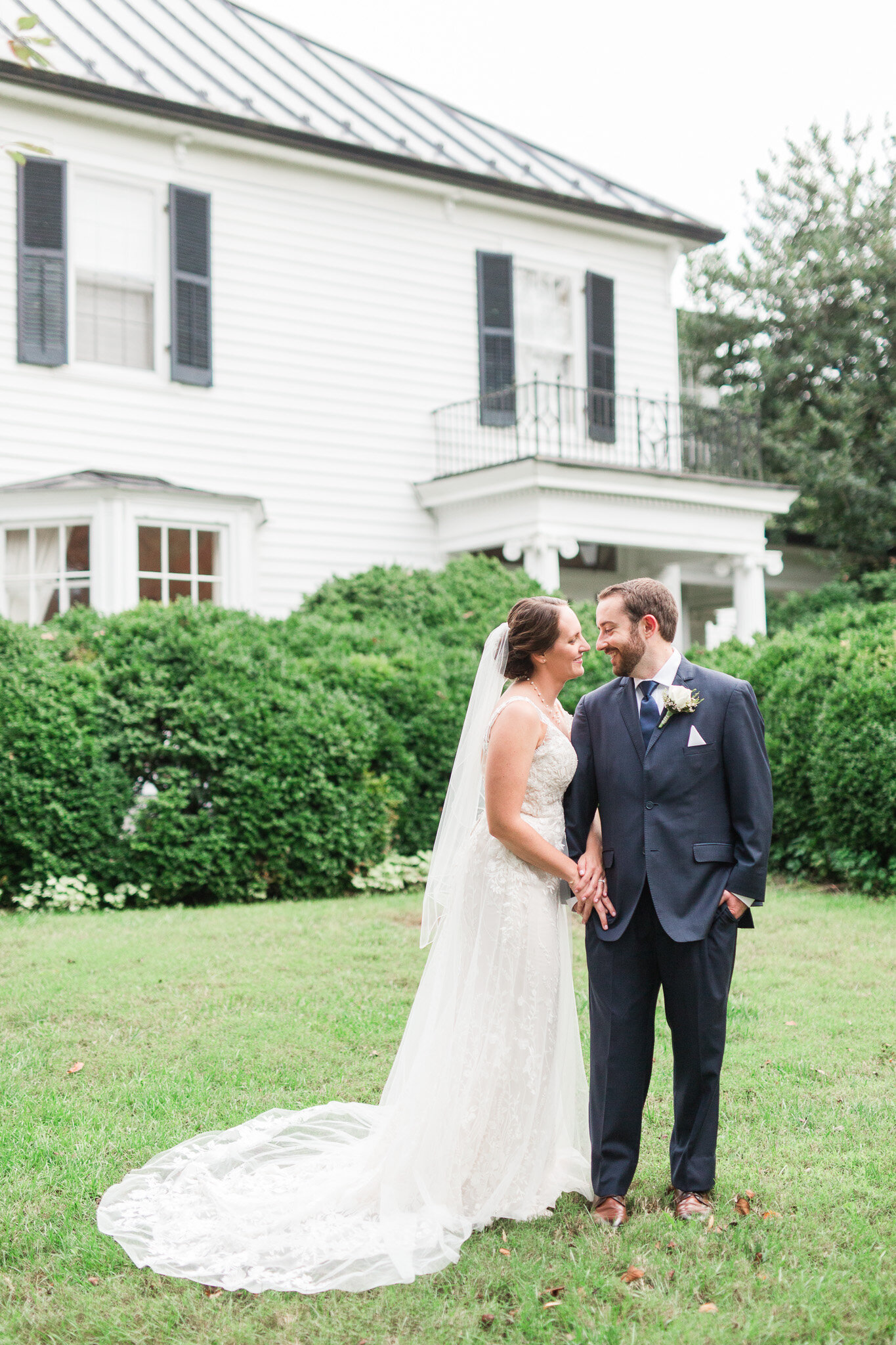 Beautiful Mountain View Fall Wedding at Sundara in Boonesmill, Virginia || Central Virginia Wedding Photographer || Ashley Eiban Photography 