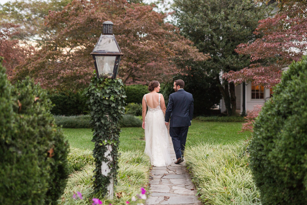 Beautiful Mountain View Fall Wedding at Sundara in Boonesmill, Virginia || Central Virginia Wedding Photographer || Ashley Eiban Photography 